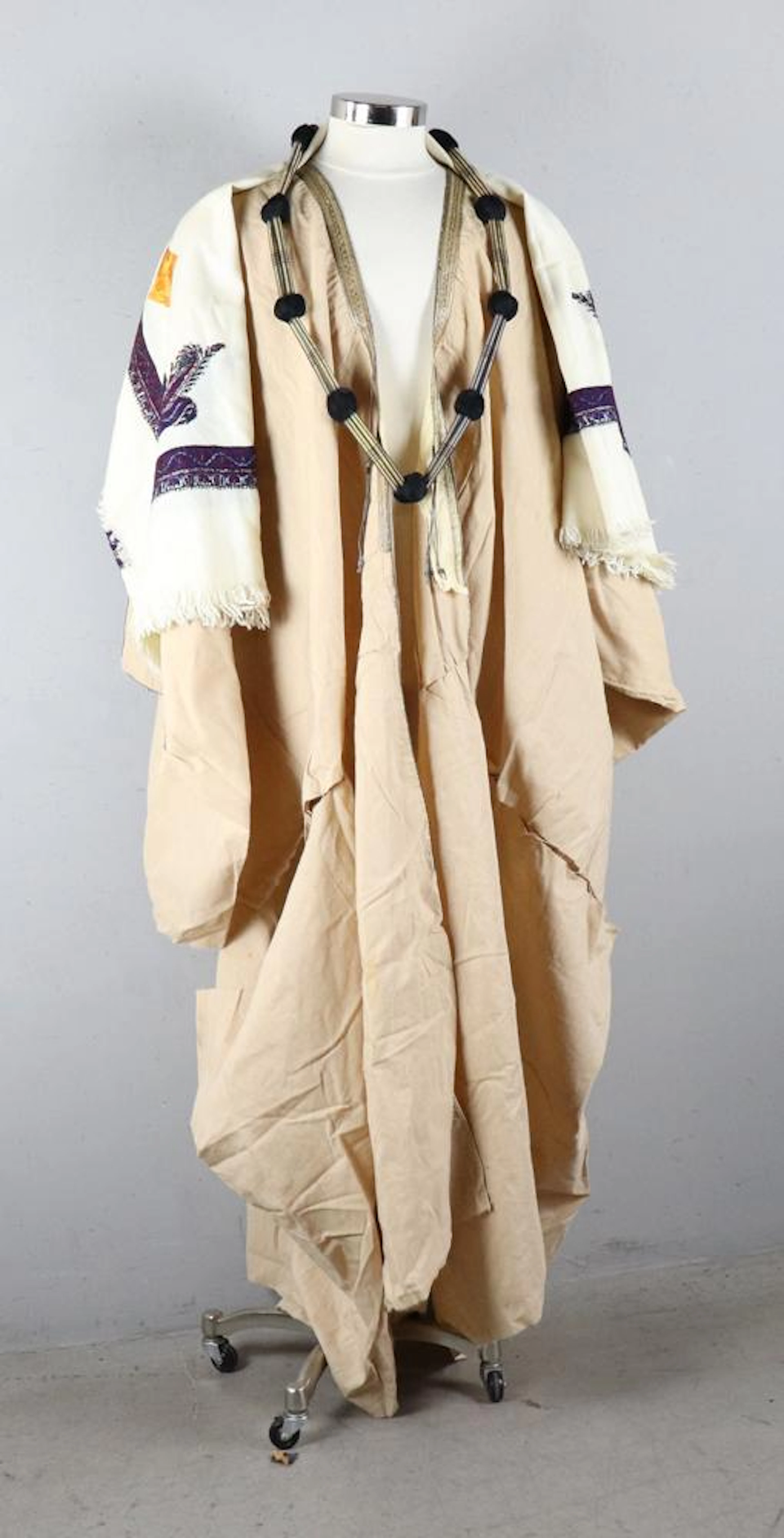 King of Saudi Arabia Period Robe