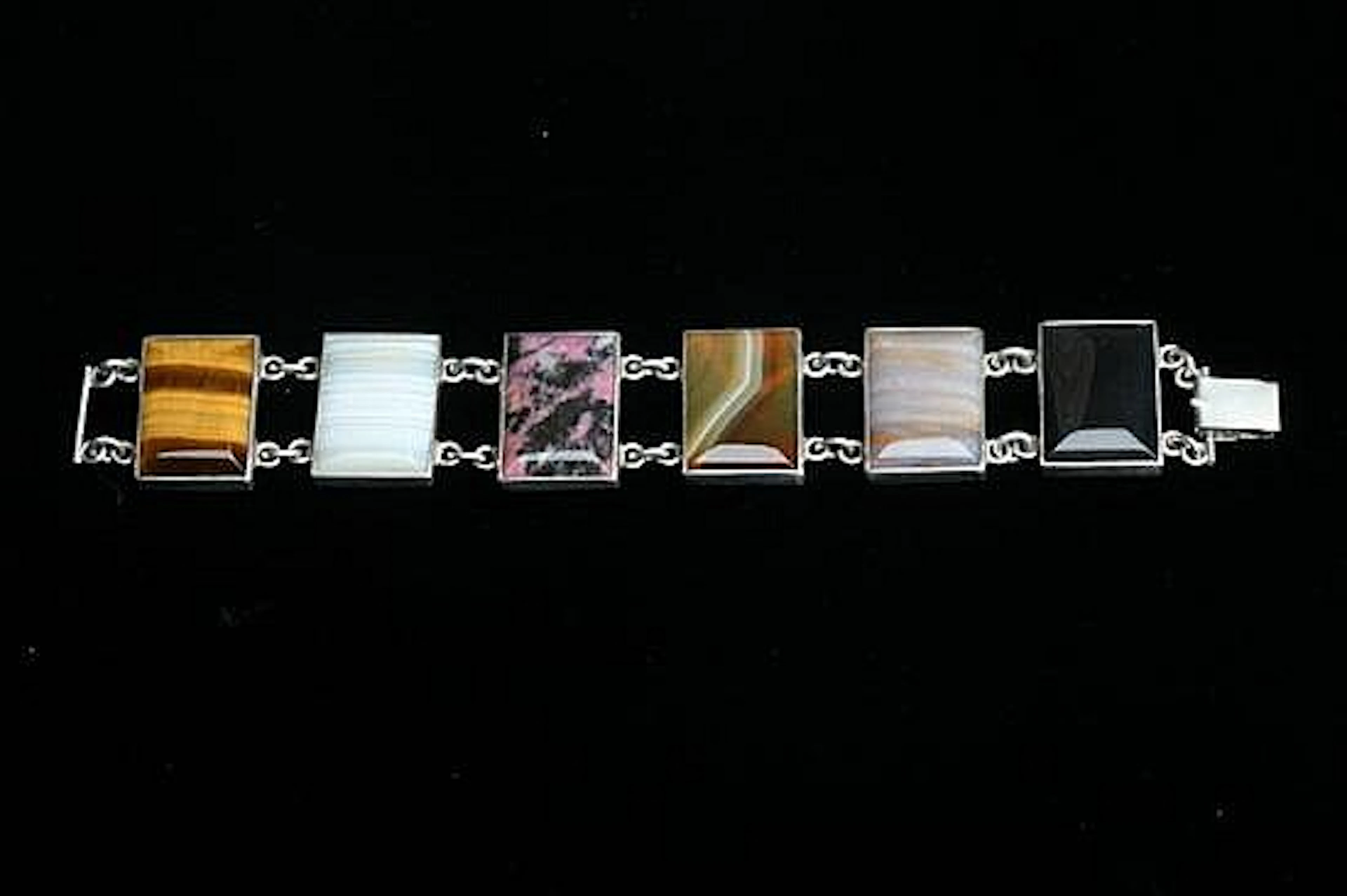 STERLING SILVER MOUNTED SIX-PANEL MULTI-COLOR AGATE FLEXIBLE LINK BRACELET