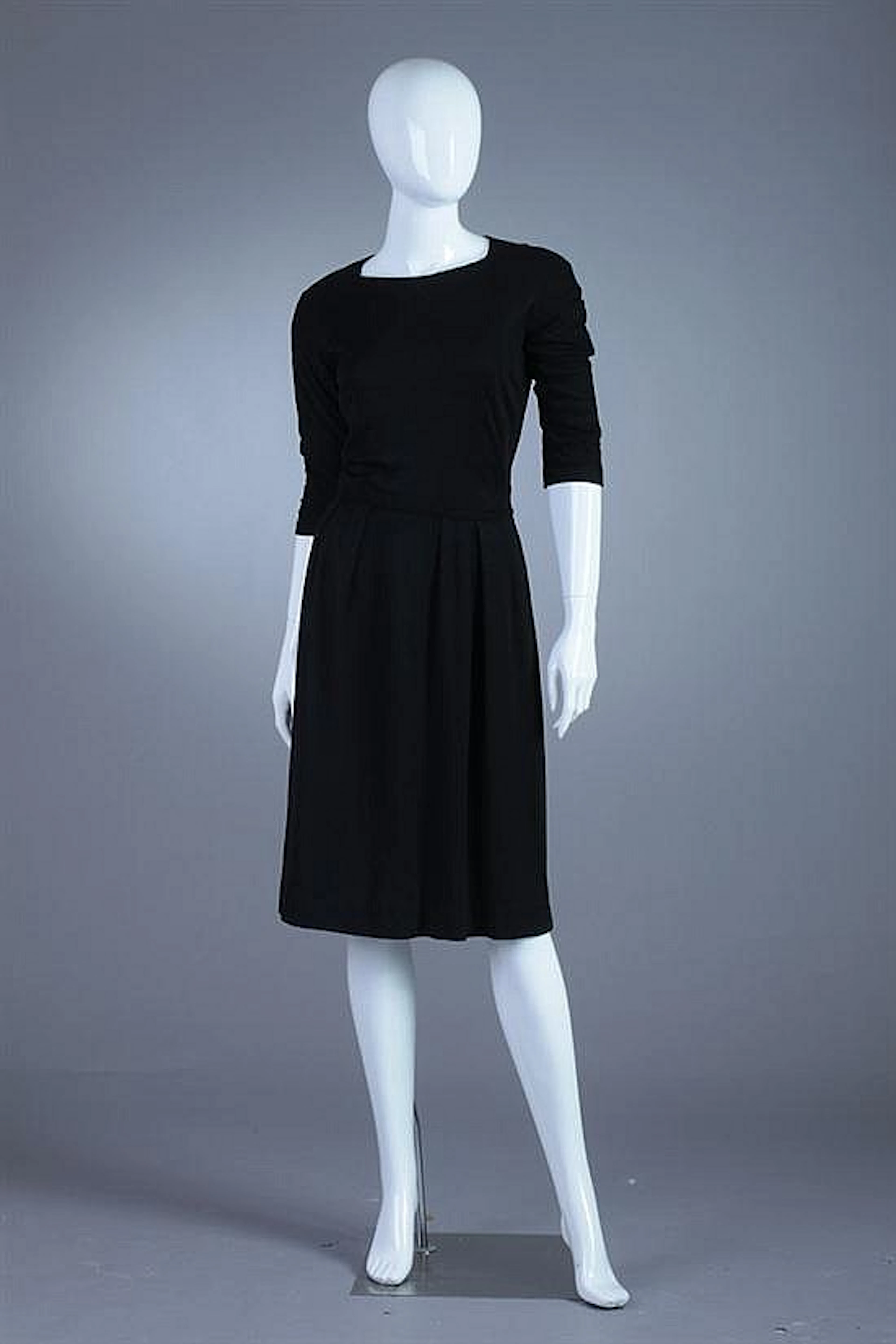 MAINBOCHER BLACK DRESS. Labelled Mainbocher Inc.