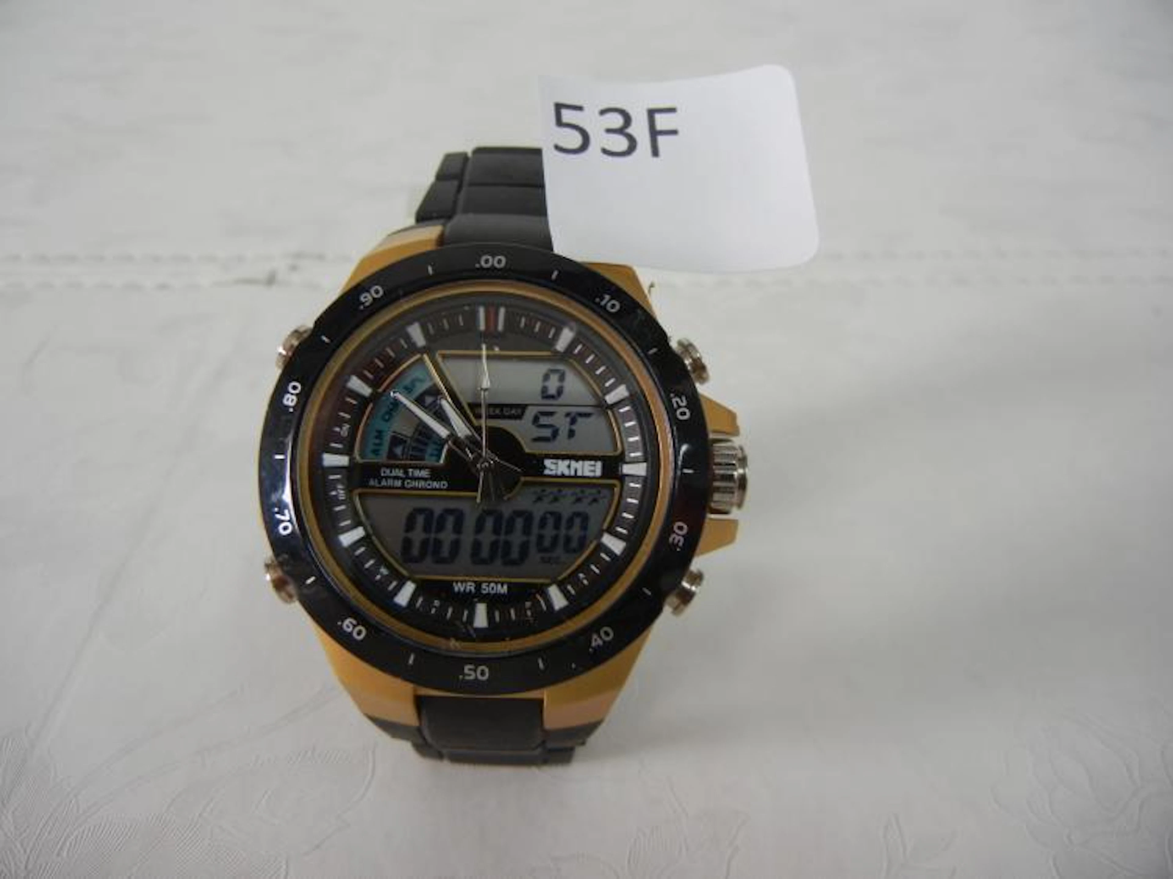 Skmei Water Resistant Watch works