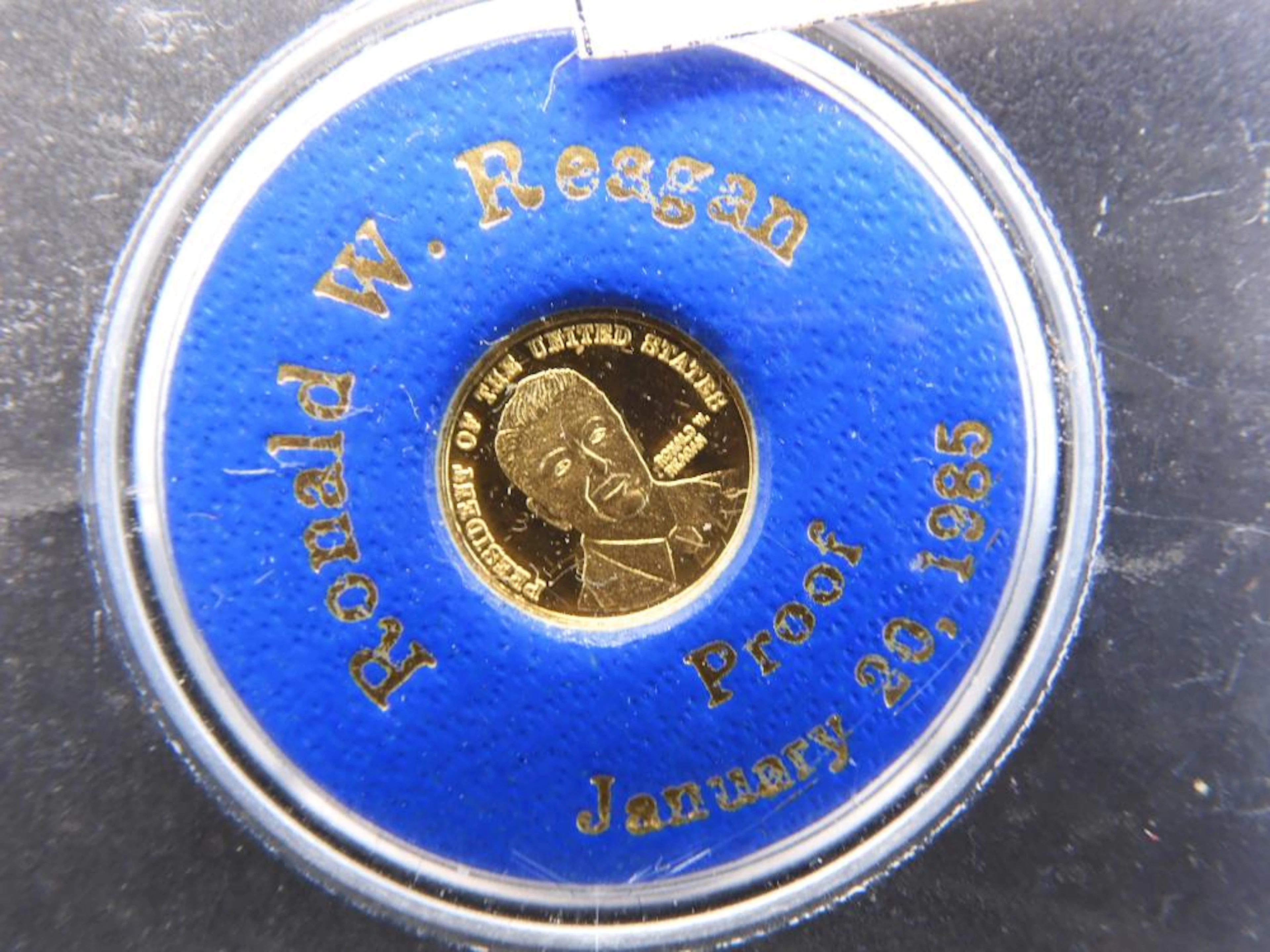 1985 Ronald Regan Gold Proof Miniature Coi