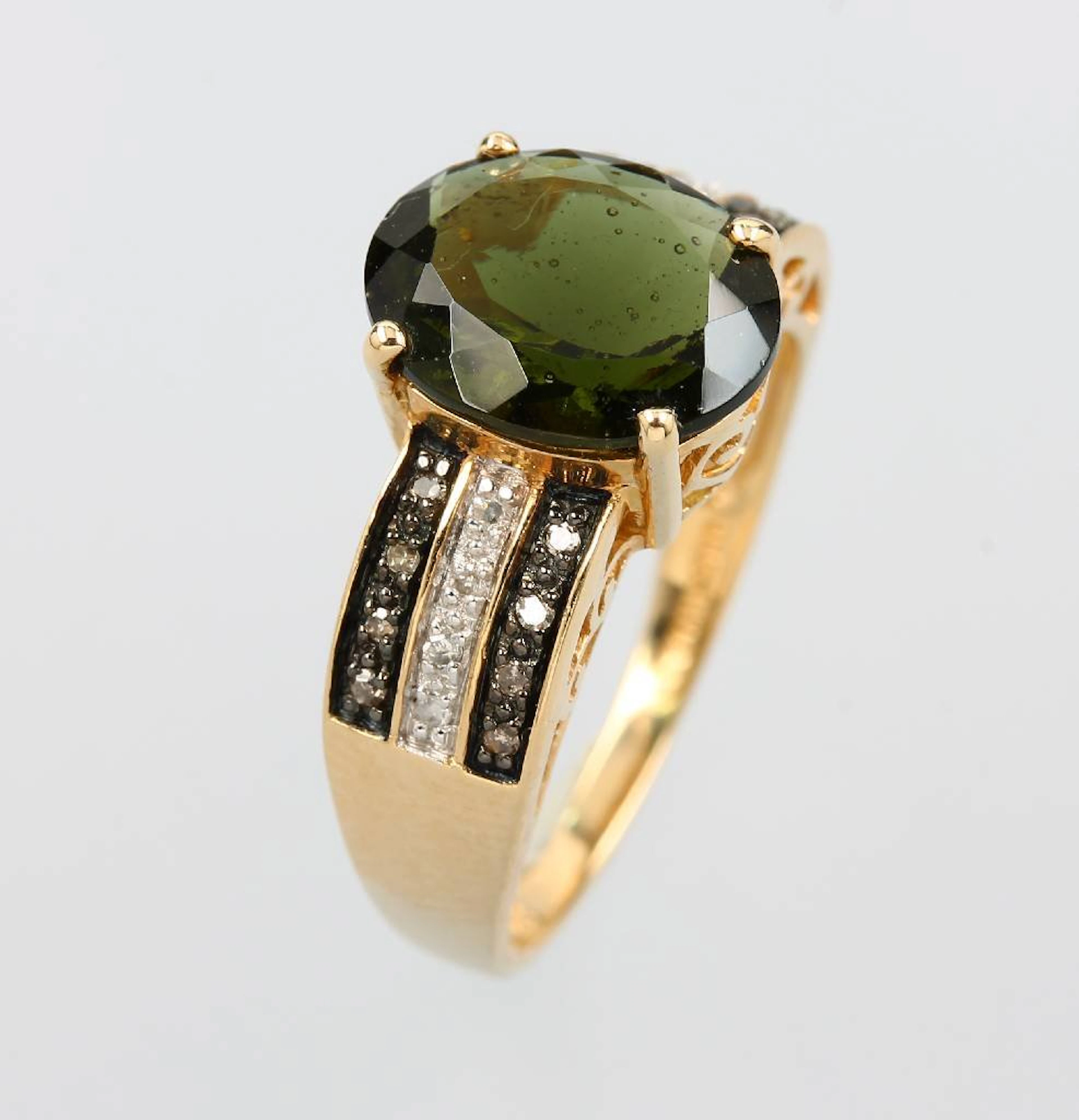 10 kt gold ring