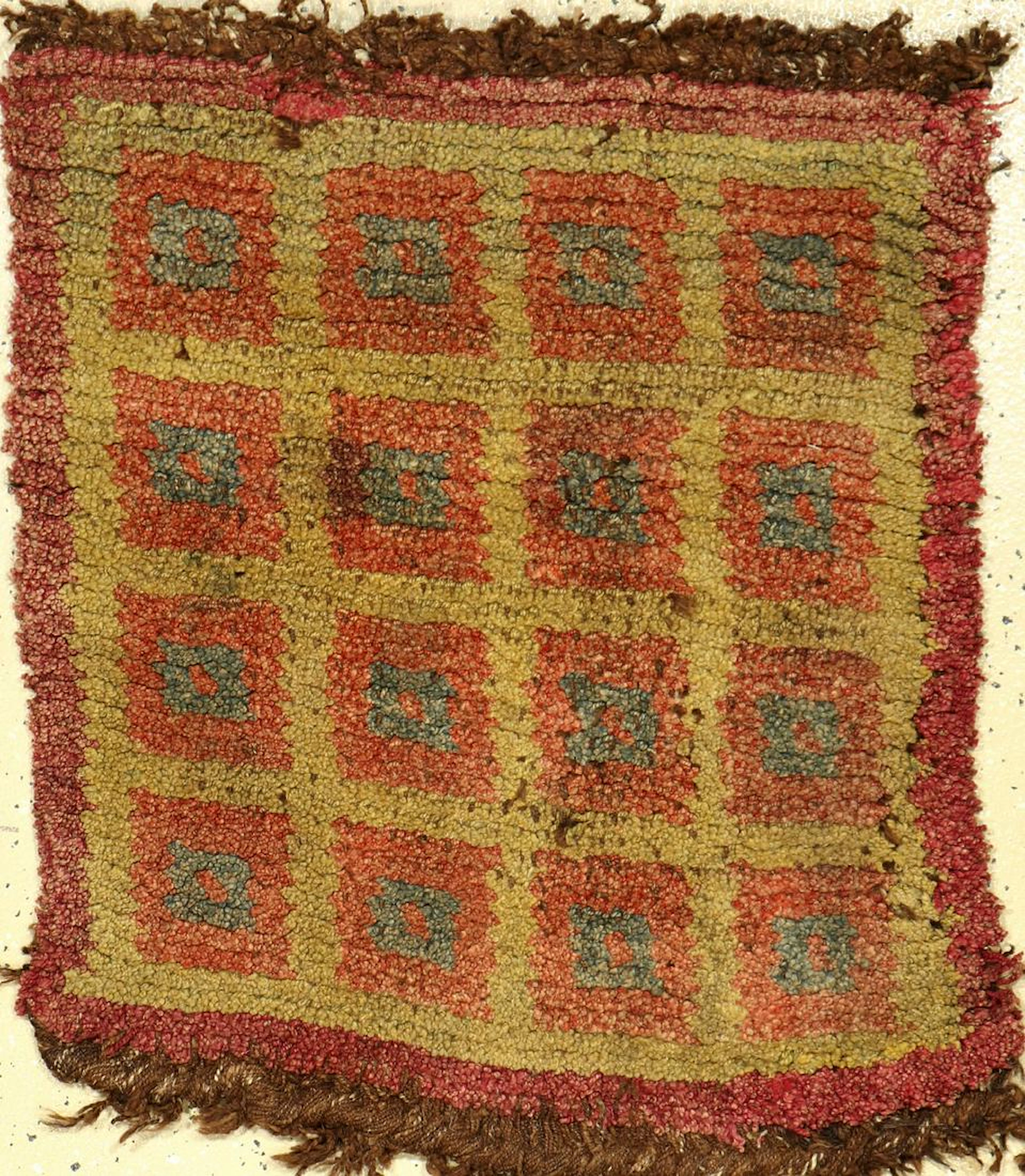 Tibetan Wangden Drumtze meditation rug antique