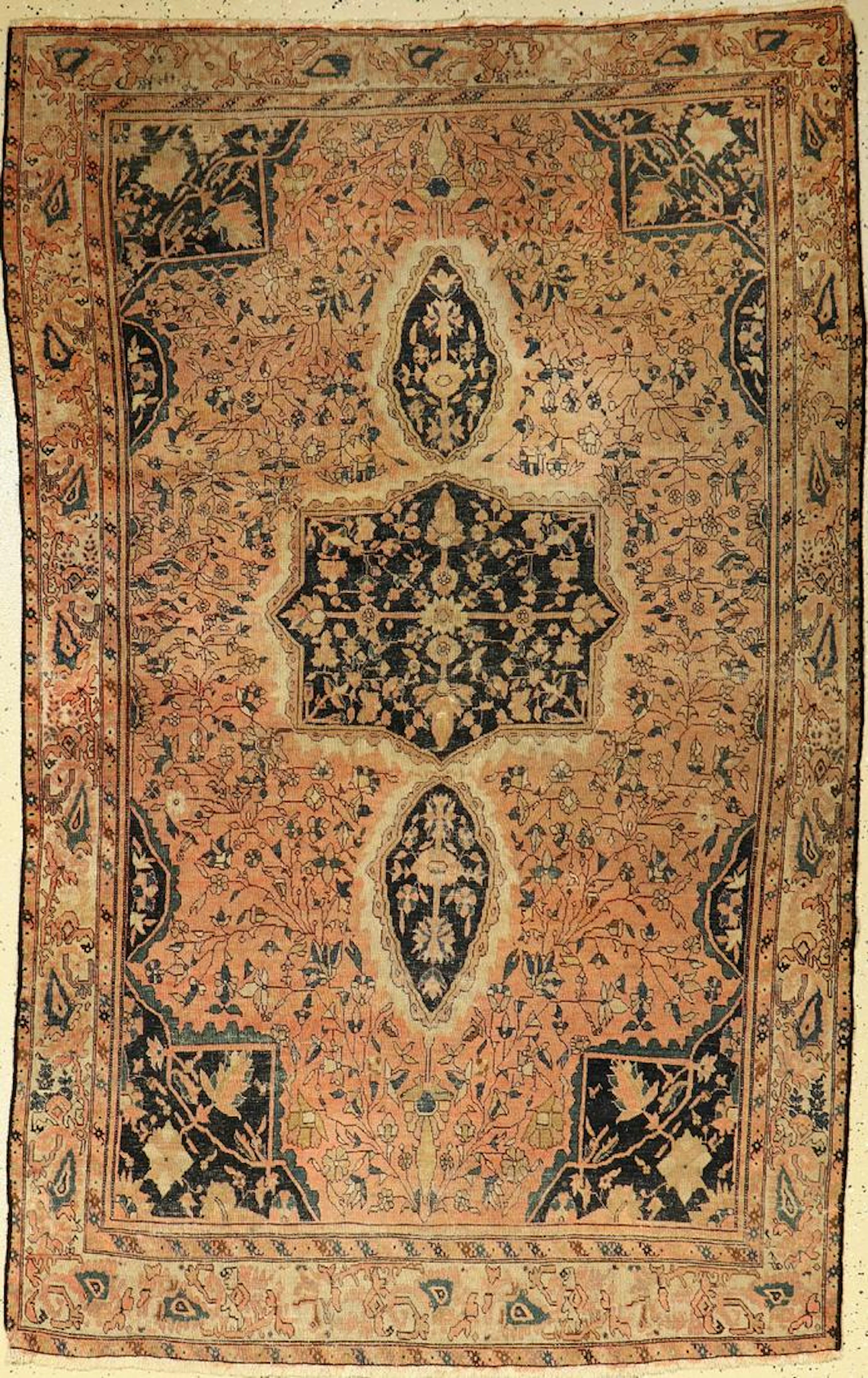Farahan rug antique, Persia, 19th century, wool on