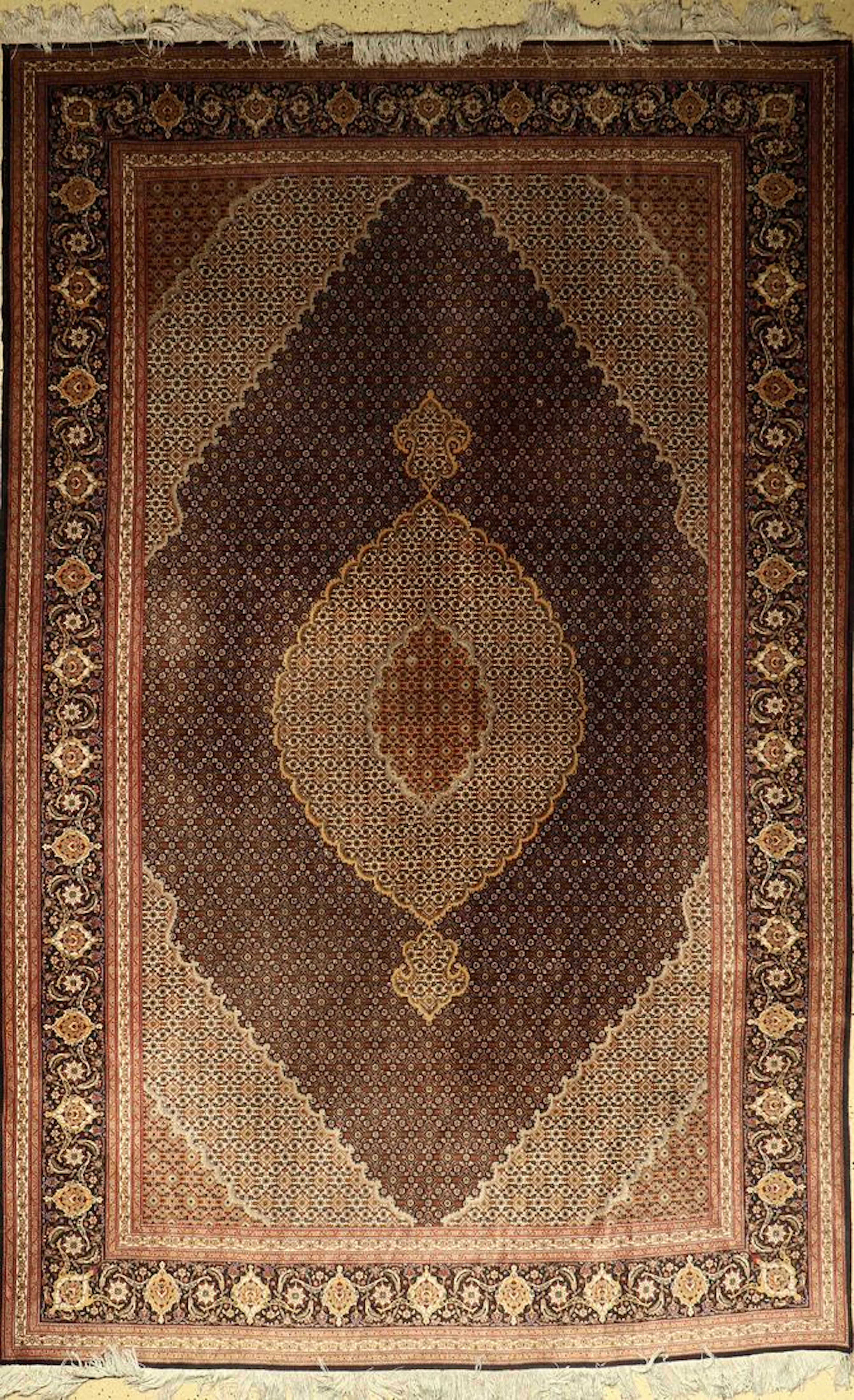 Tabriz fine Carpet, Persia, approx. 40 years, wool with