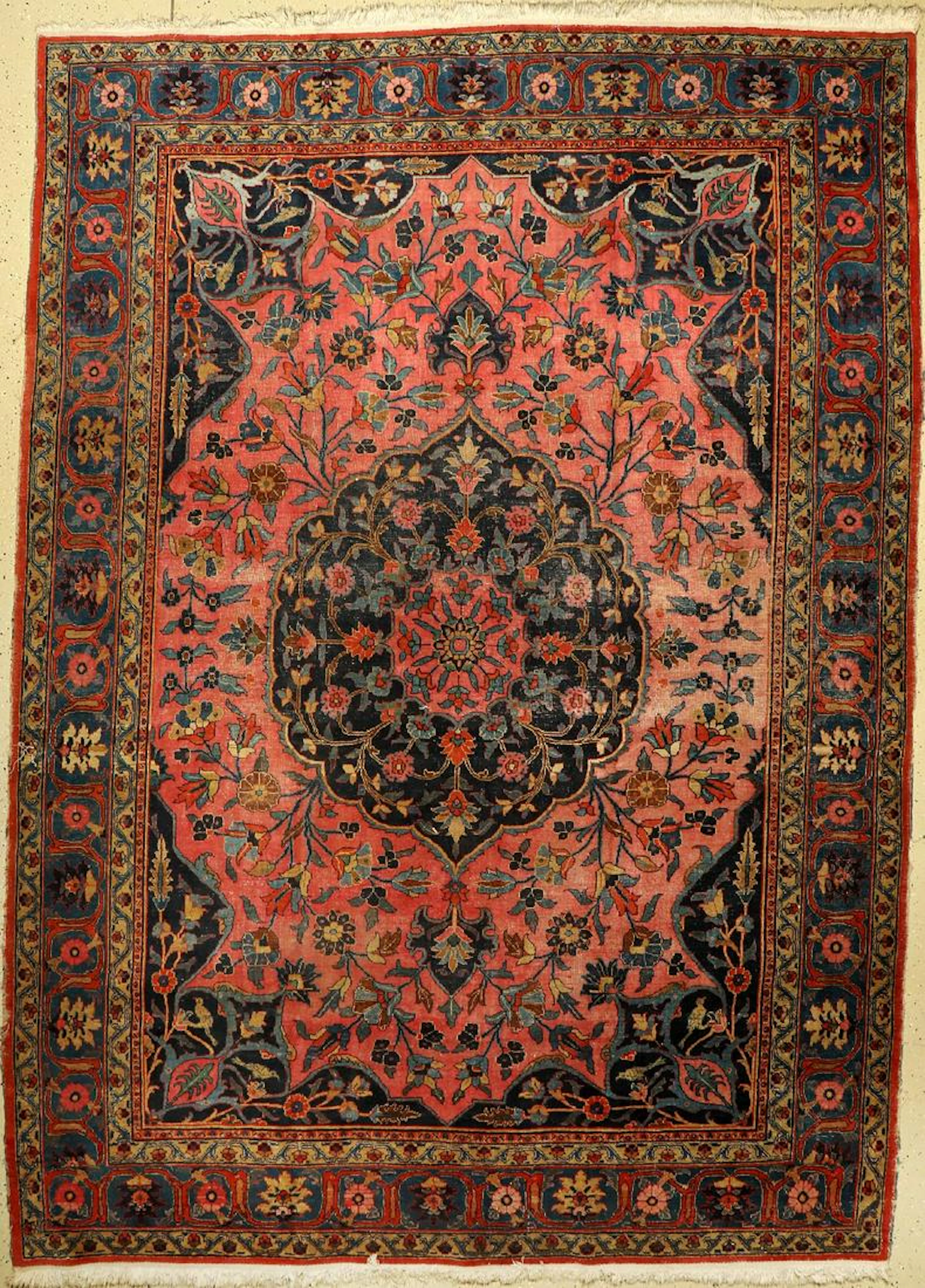 Tabriz carpet old, Persia, around 1920, wool on cotton