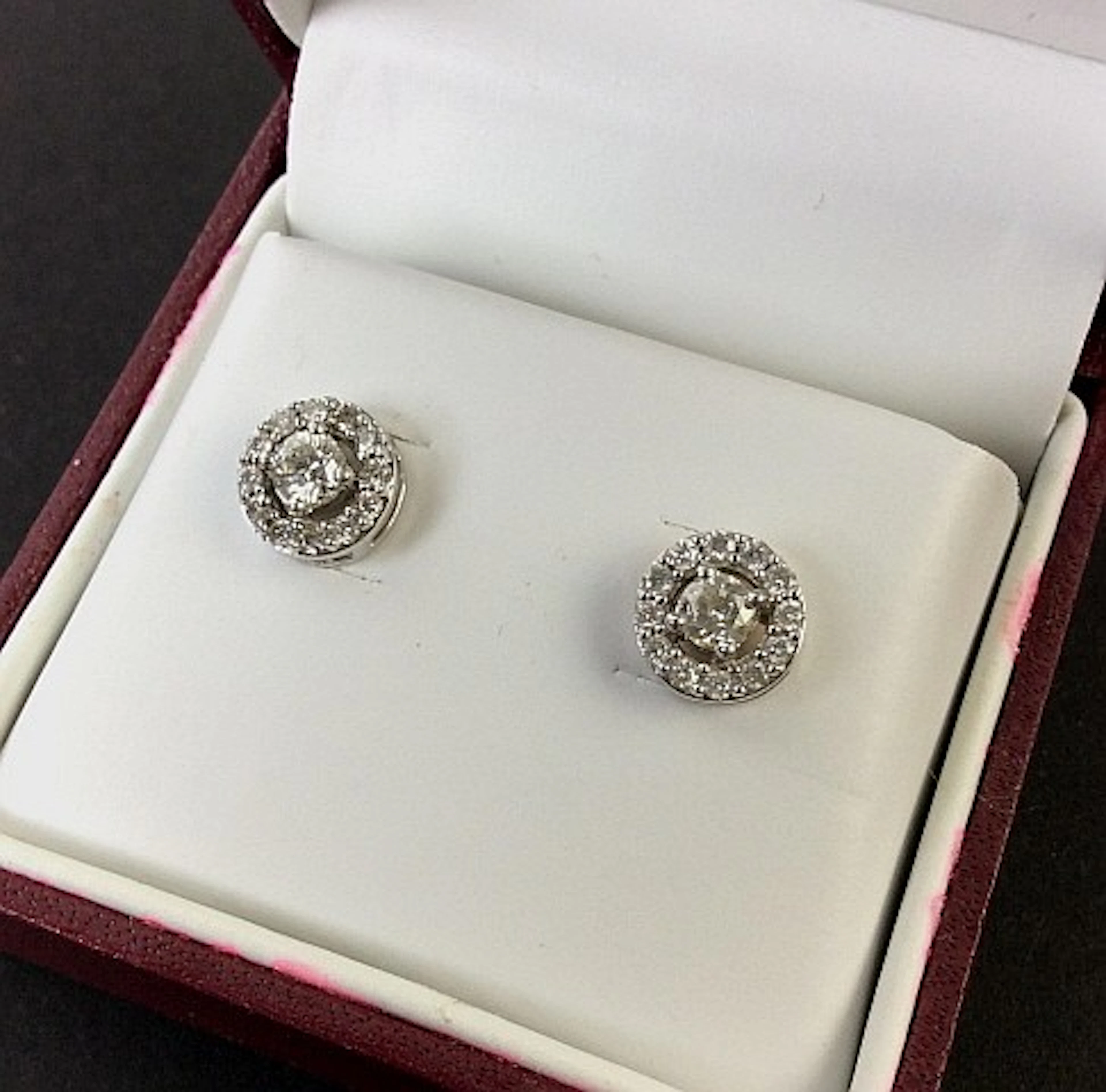 Helzberg 14k Gold Diamond Stud Earrings