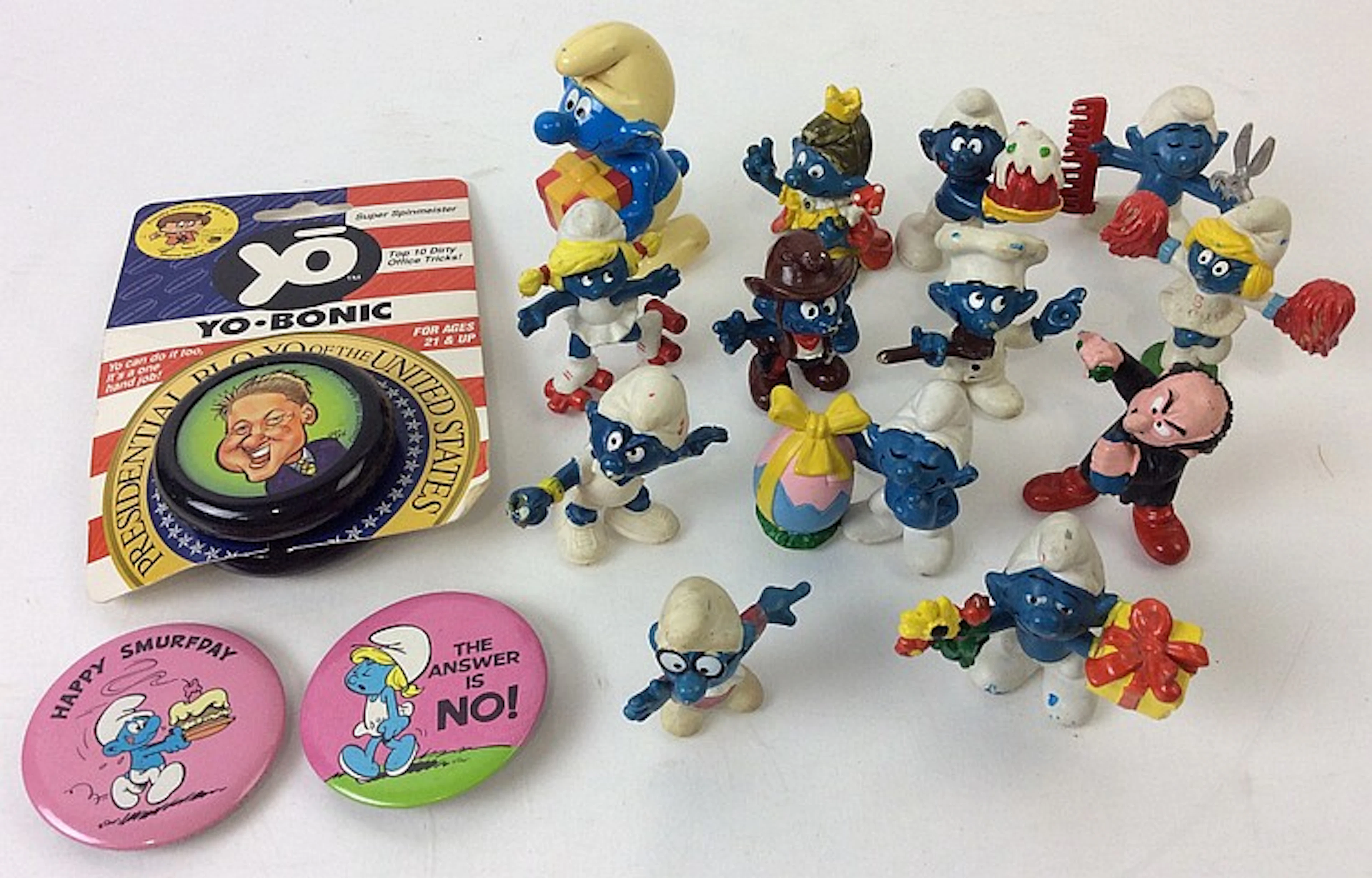 Vintage Schleich Smurf Toys & Pins