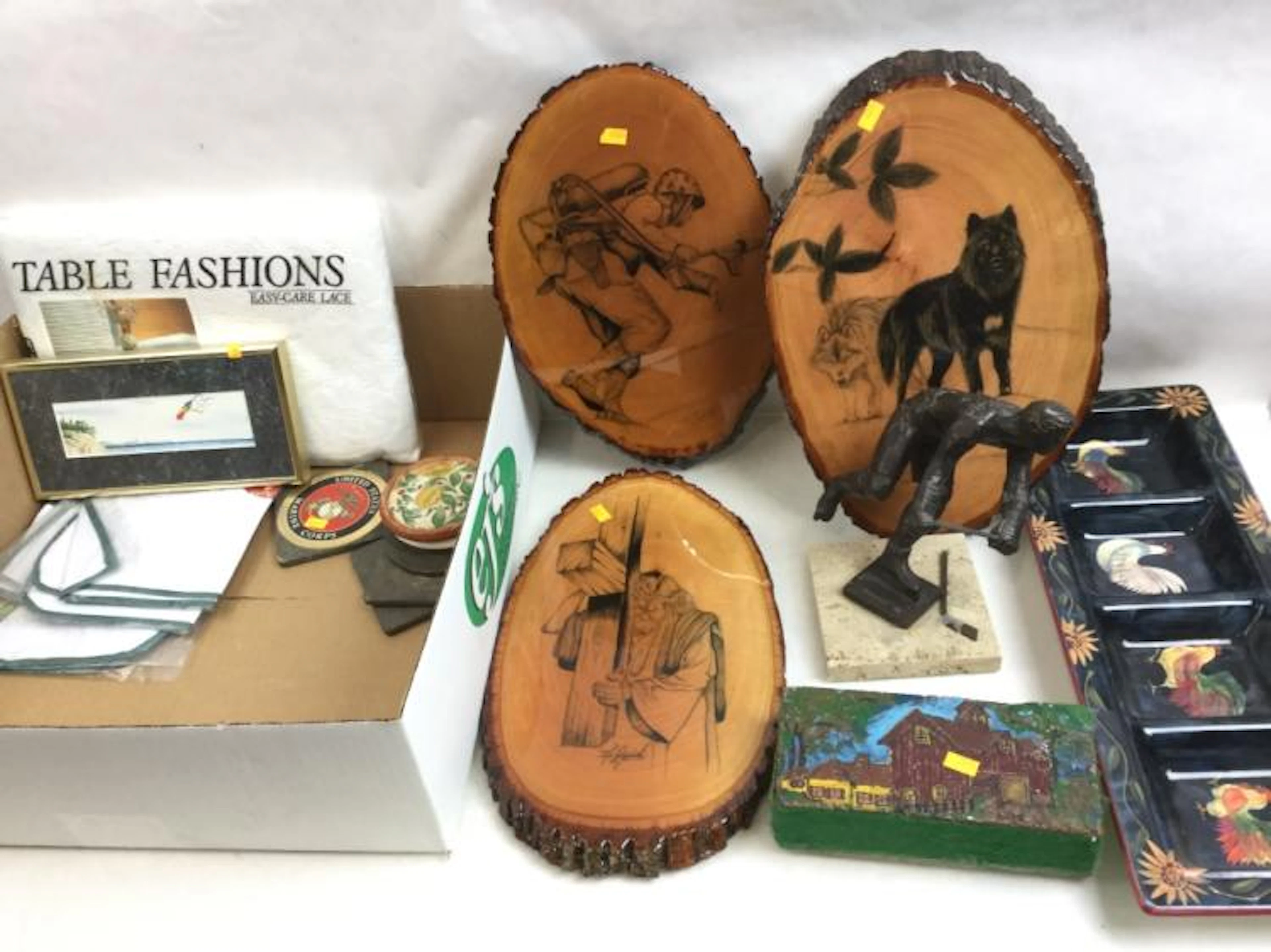 Varnish Wood Slab Drawing Hockey Figurine