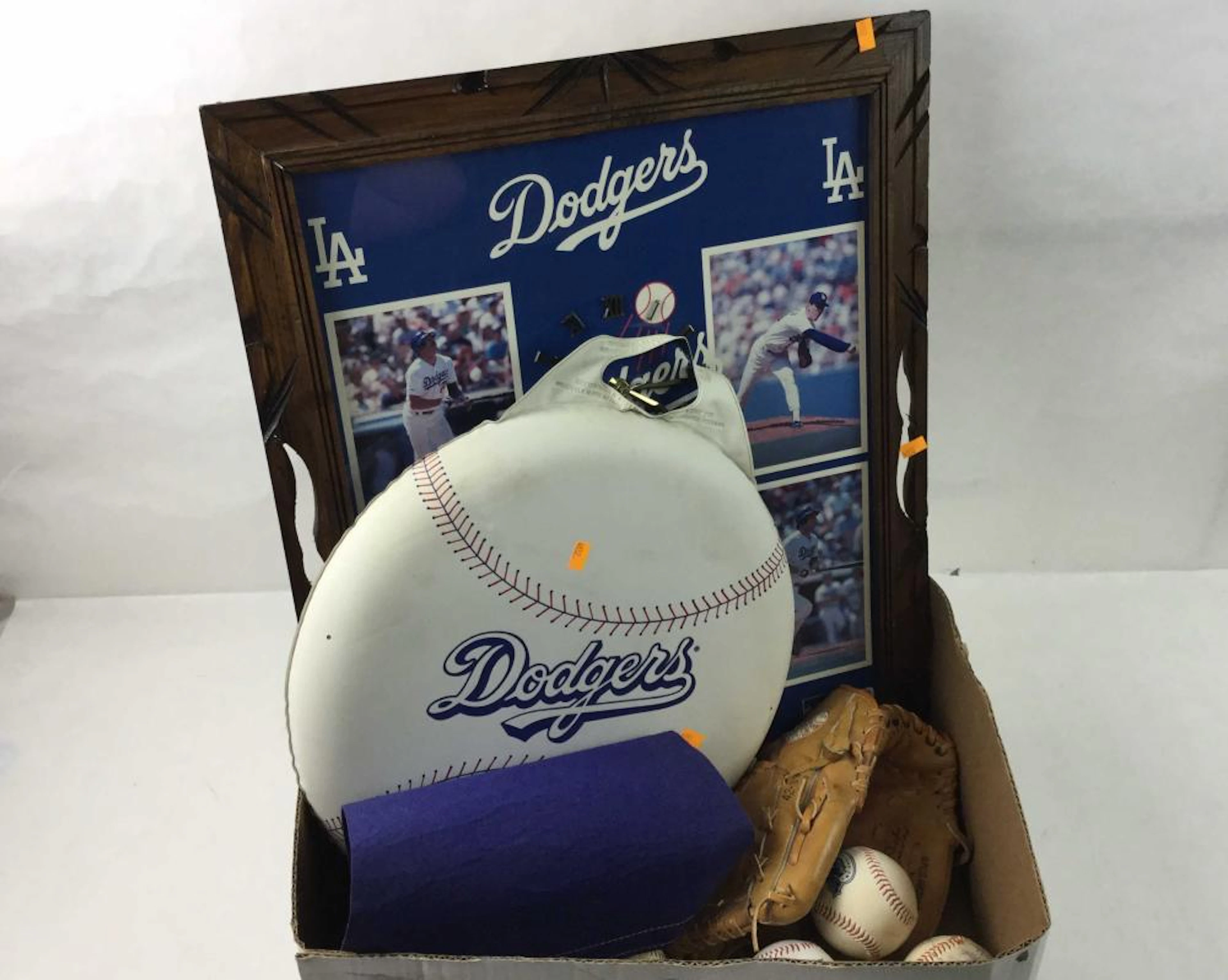 Dodgers Signed Baseballs, Clock, & Memorabilia