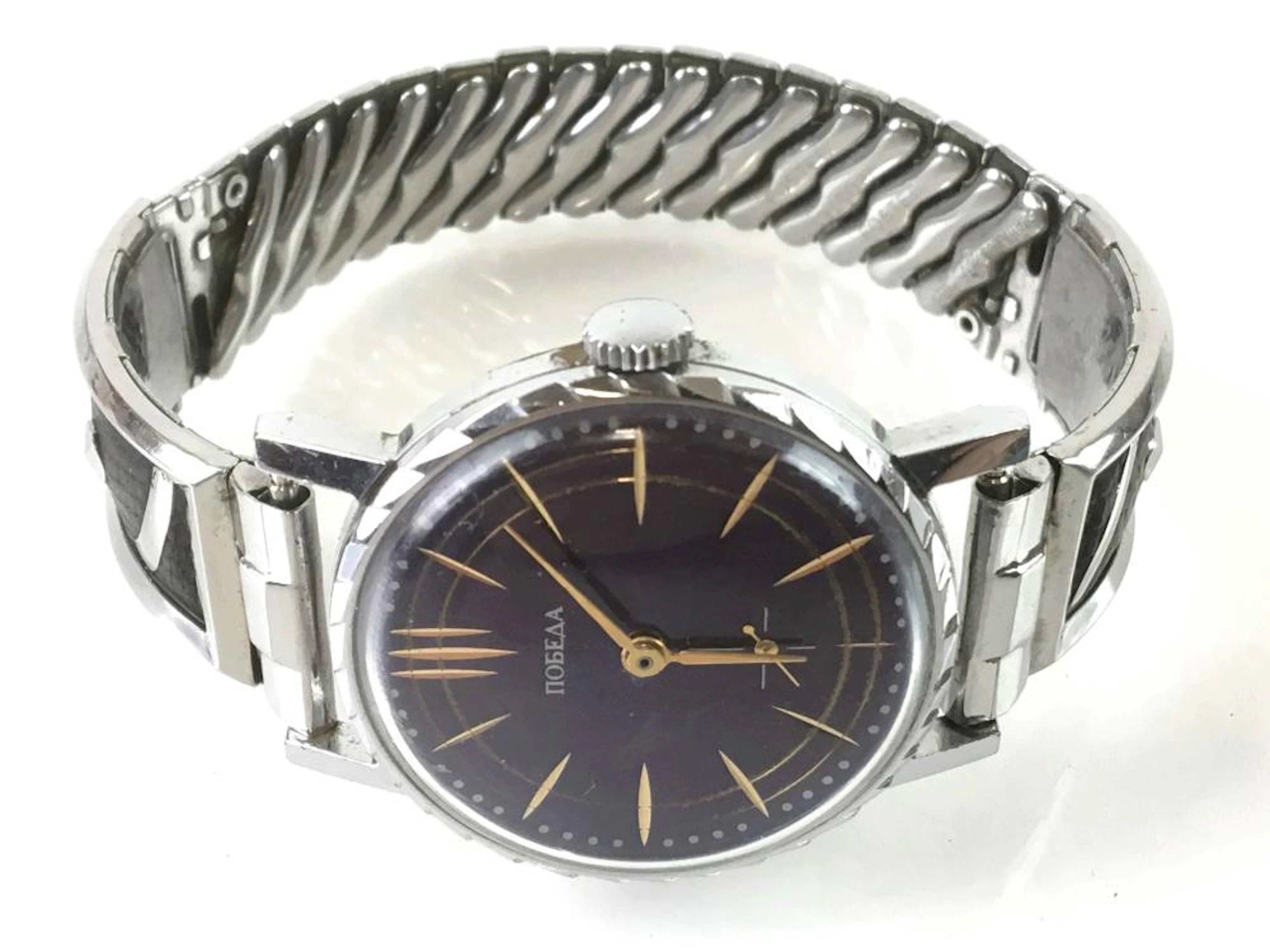 Vintage Russian Pobeda Purple Dial Wrist Watch