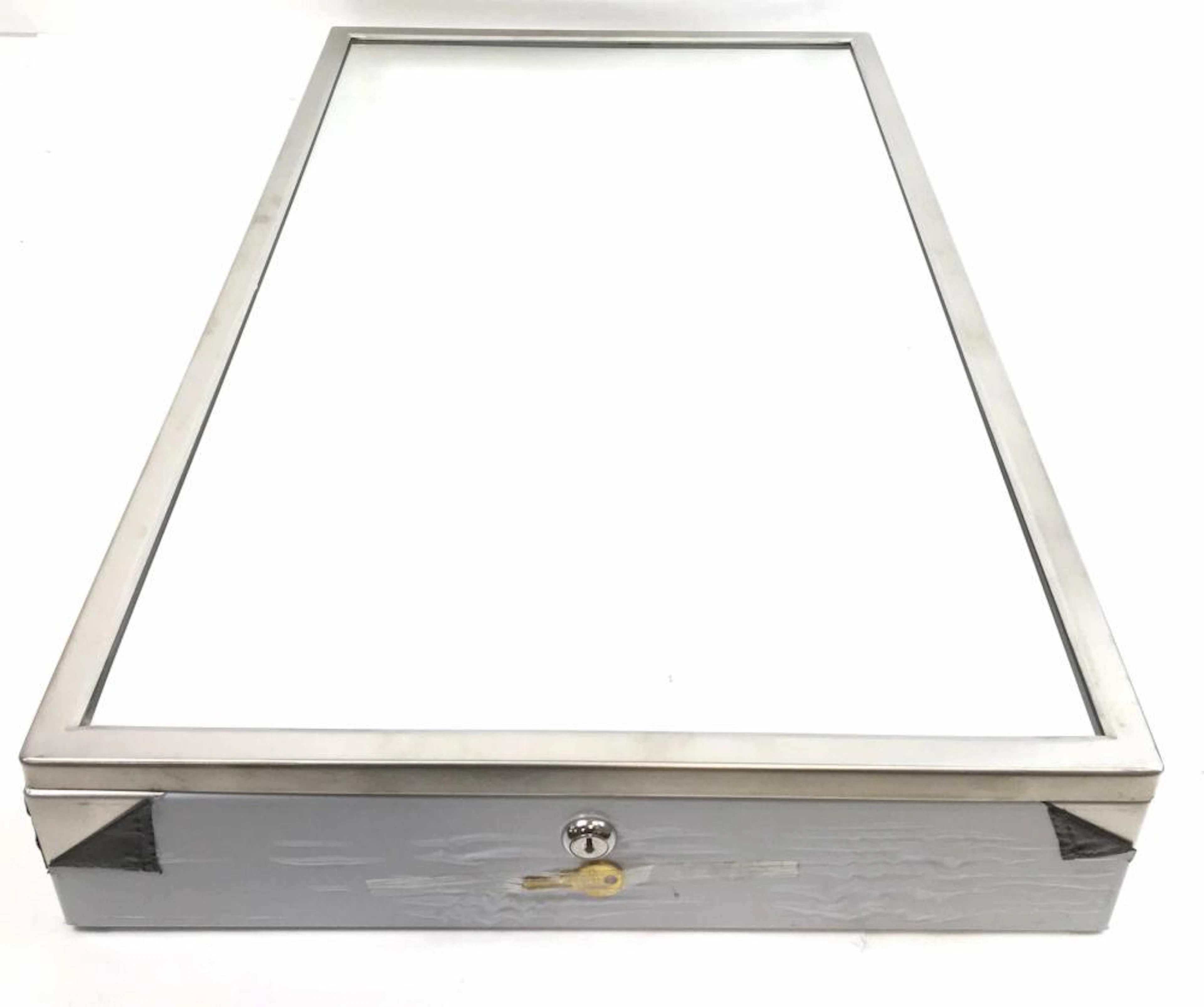 Industrial Commercial Mirror With Key