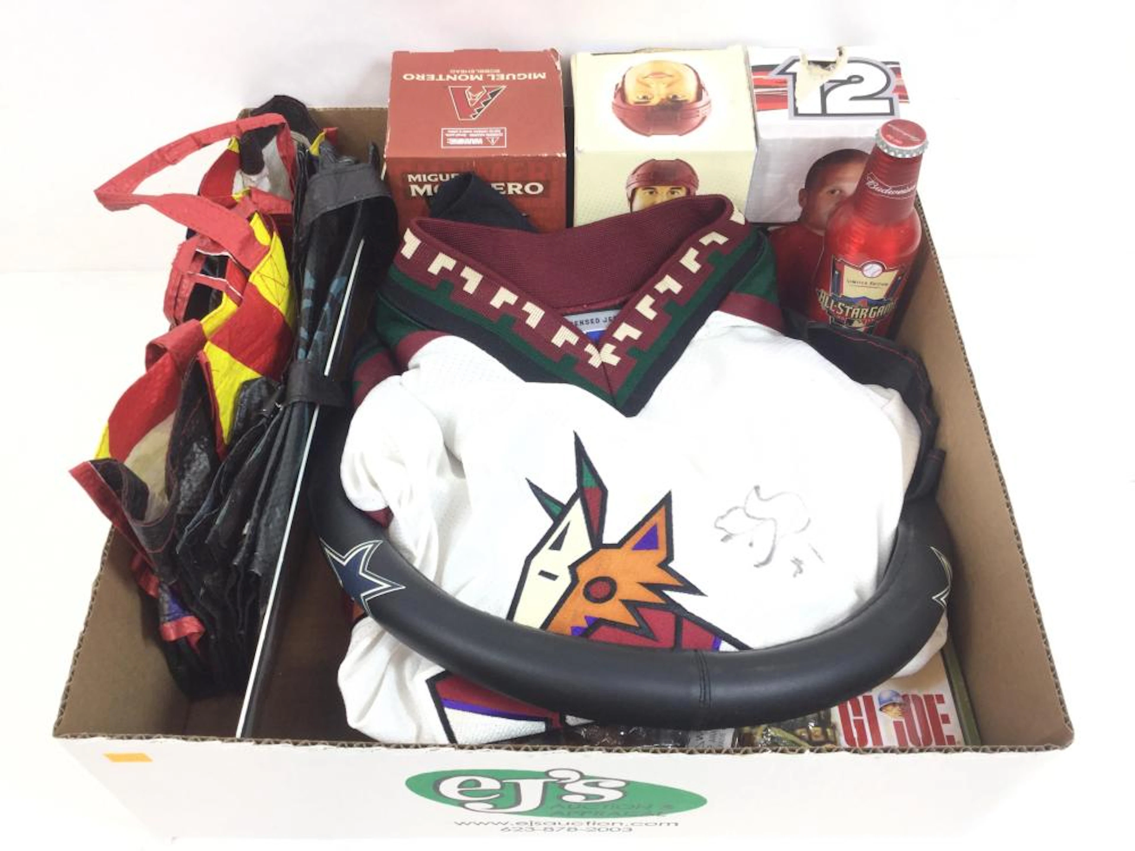 AZ Diamondbacks & Hockey Memorabilia, Shirts