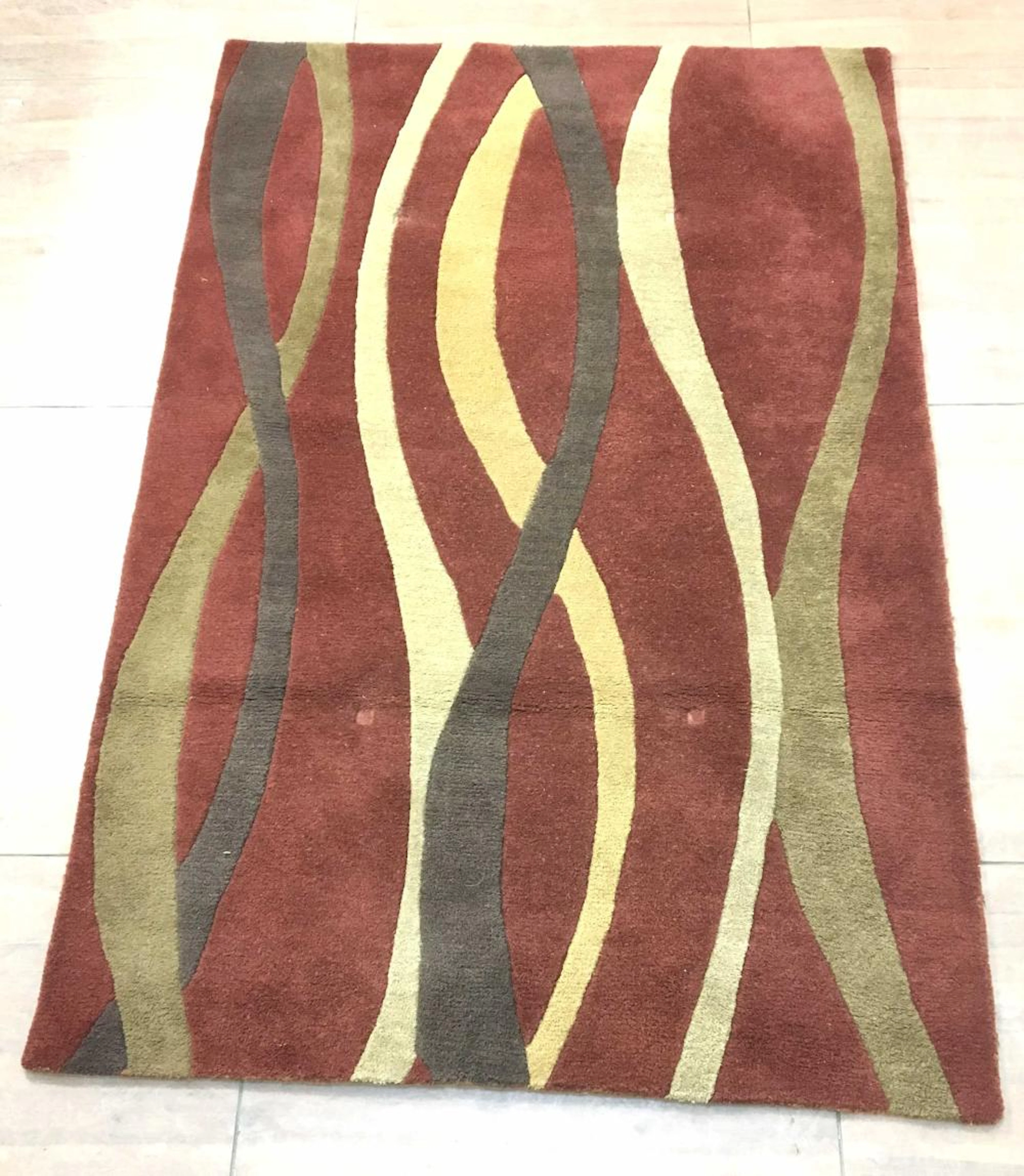 90in Home Accents Collection Contemporary Area Rug