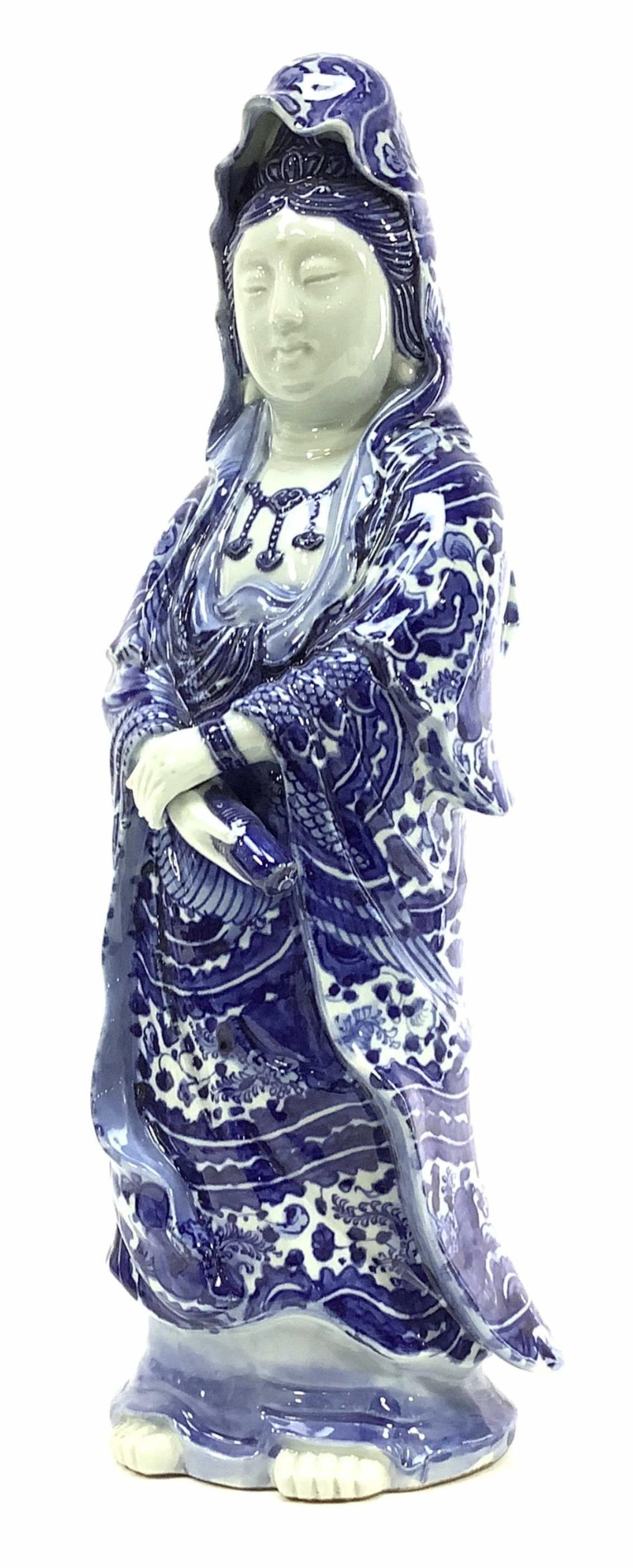 Vintage Blue White Ceramic Asian Sculpture