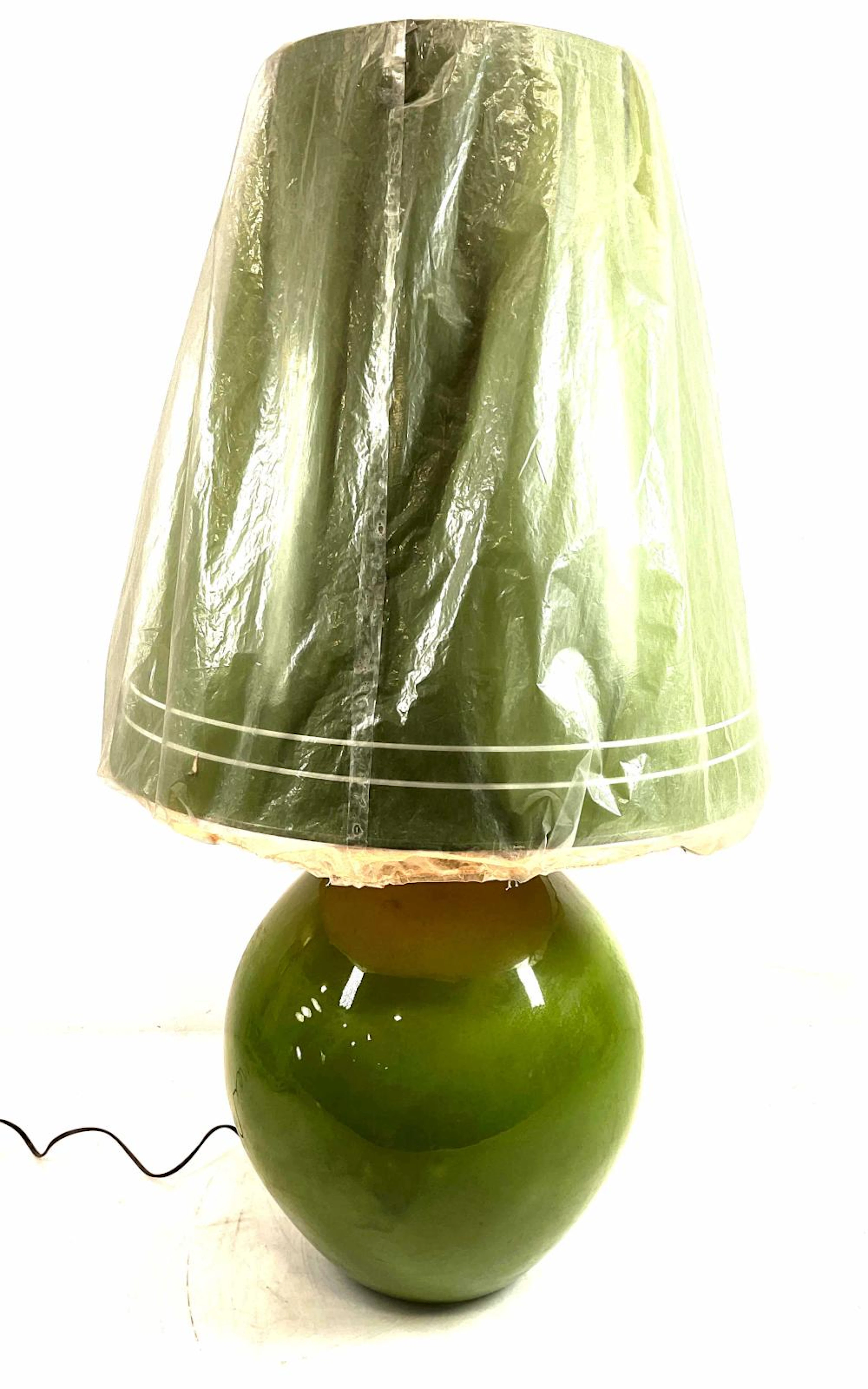 Traditional Style Ceramic Table Lamp