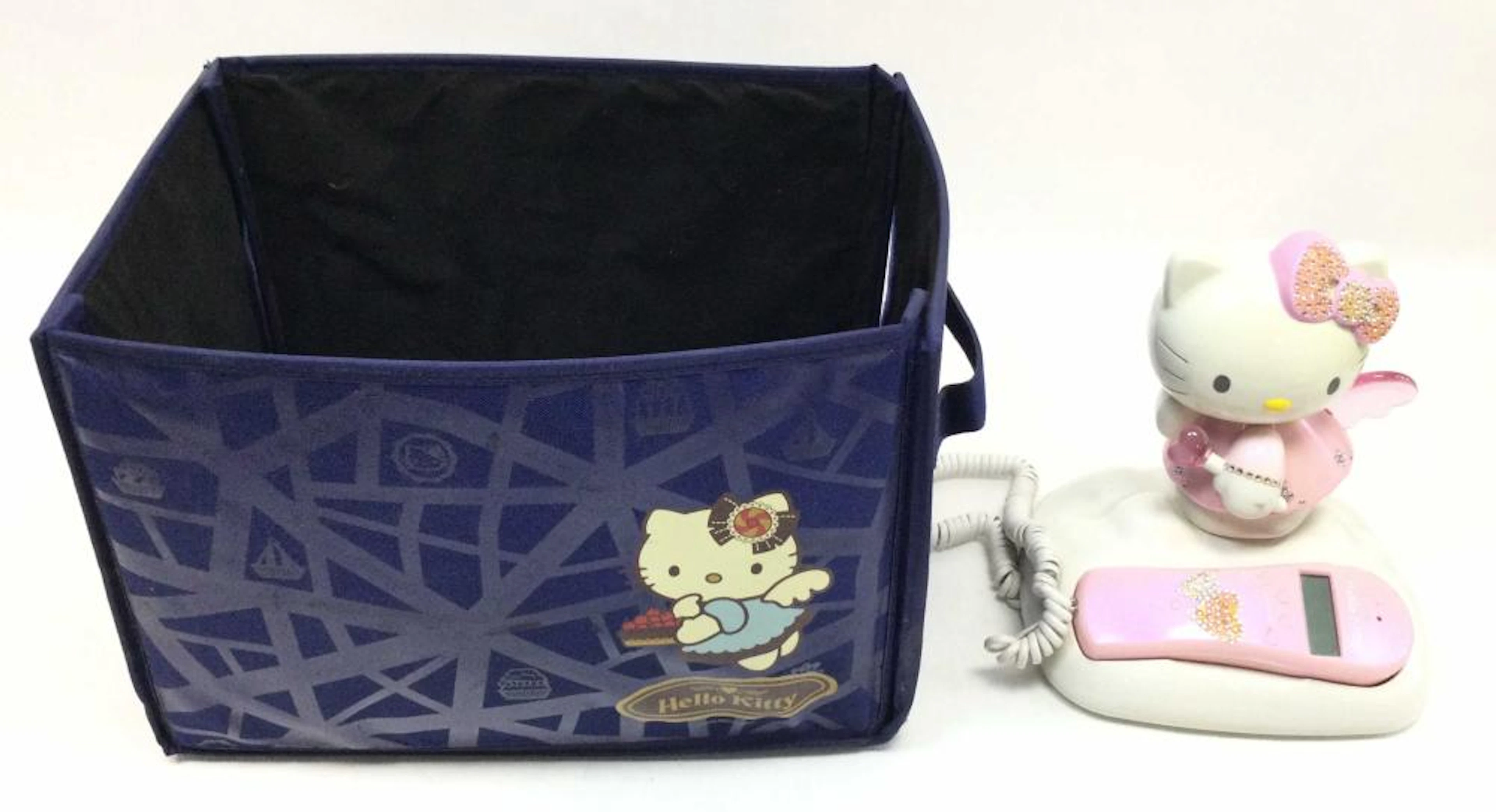 Hello Kitty Collapsible Tote & Telephone