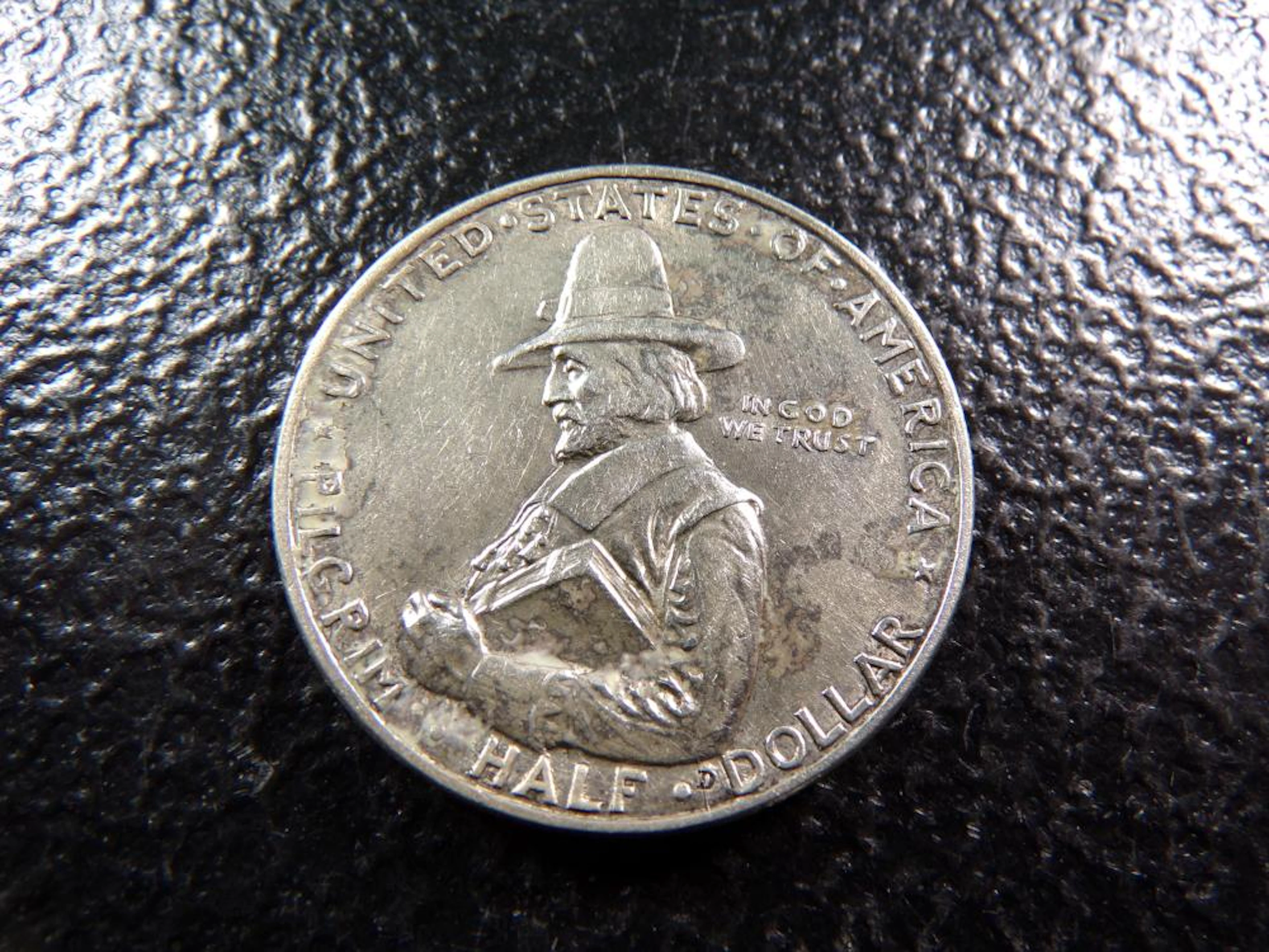 1920 Pilgrim Silver Half Dollar - Avg. Circ.