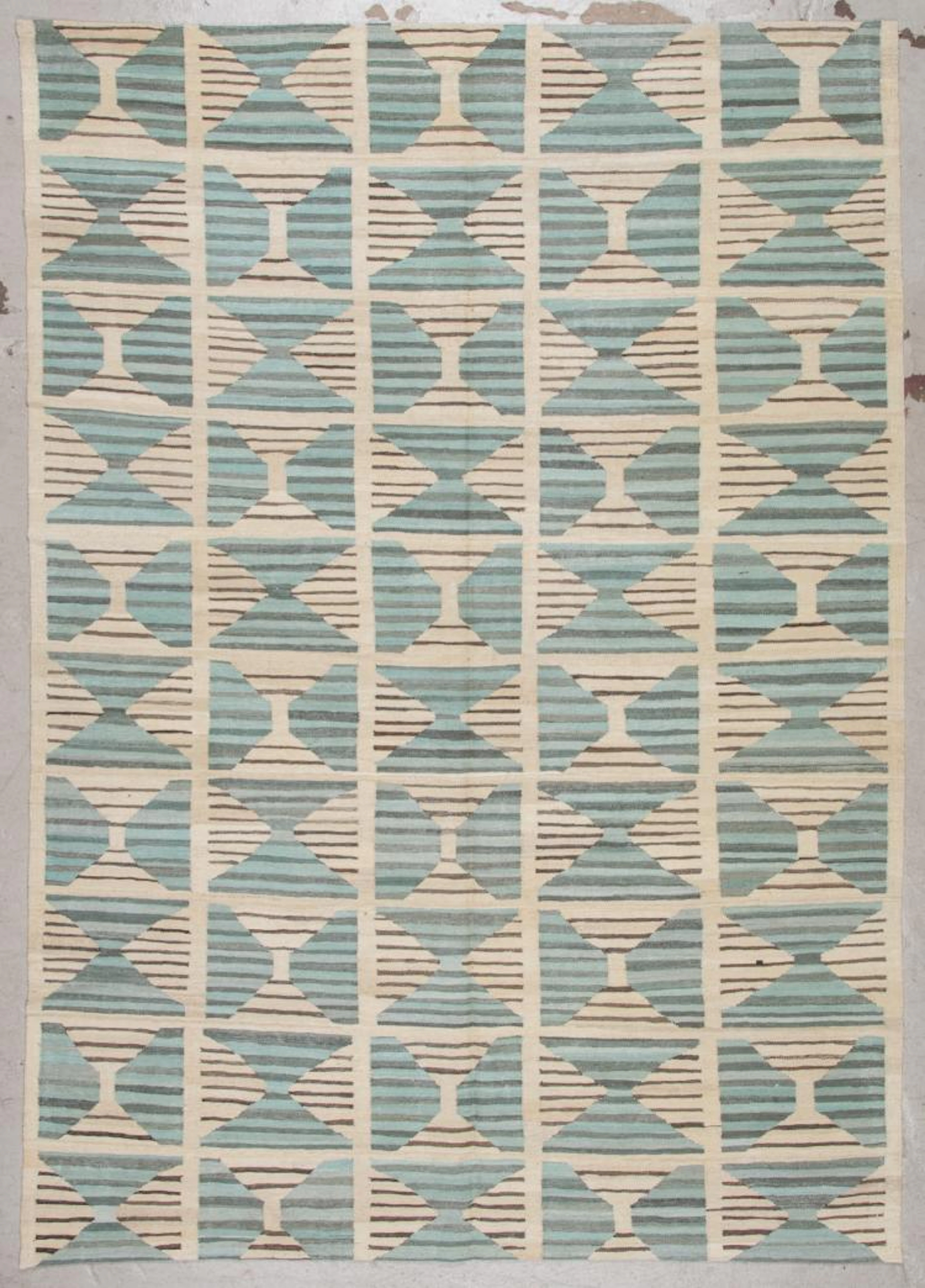 Modern Mid Century Style Kilim: 6'2'' x 8'9'' (188 x 267 cm)