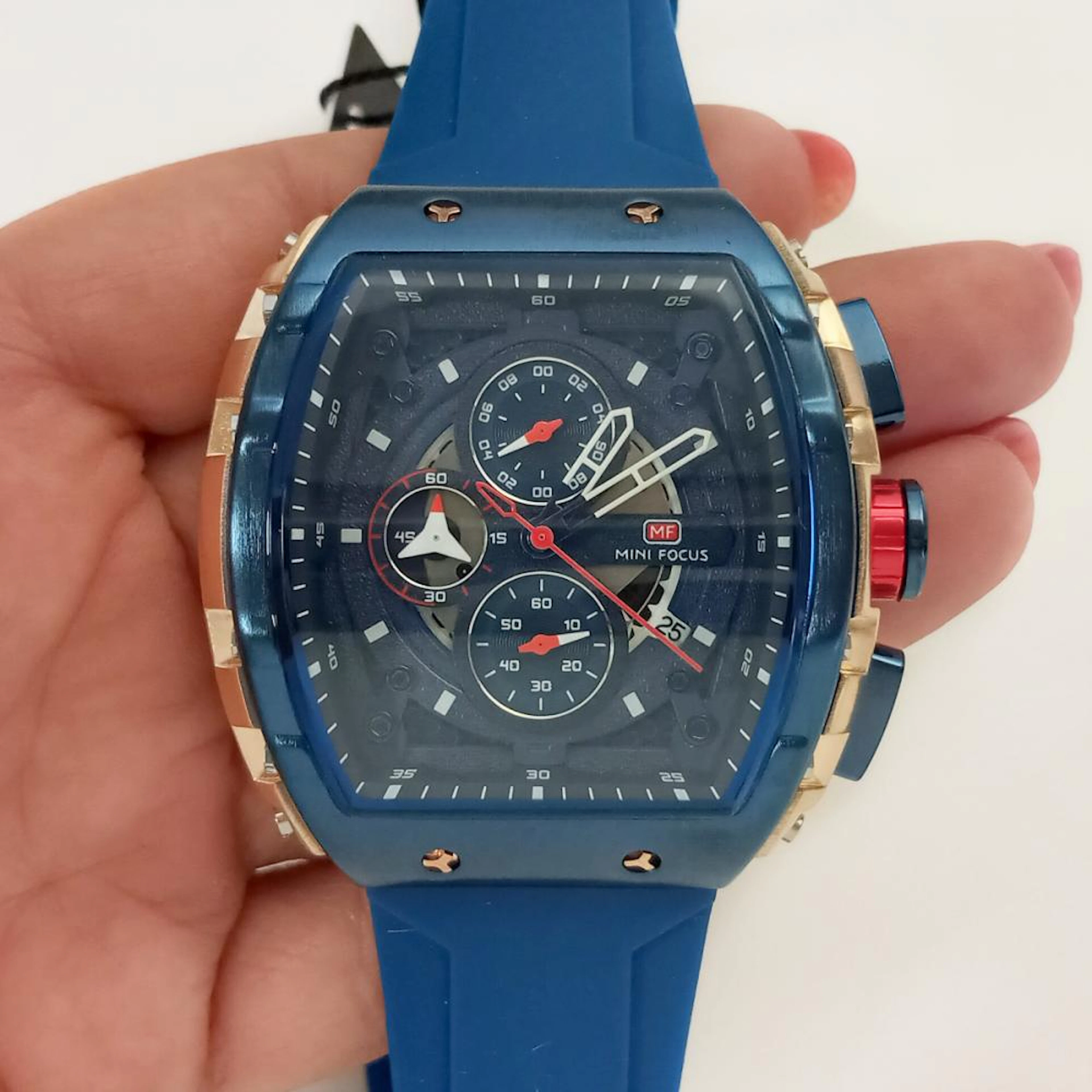 Blue and silver tone chronograph Quartz Mens watch with blue silicone band