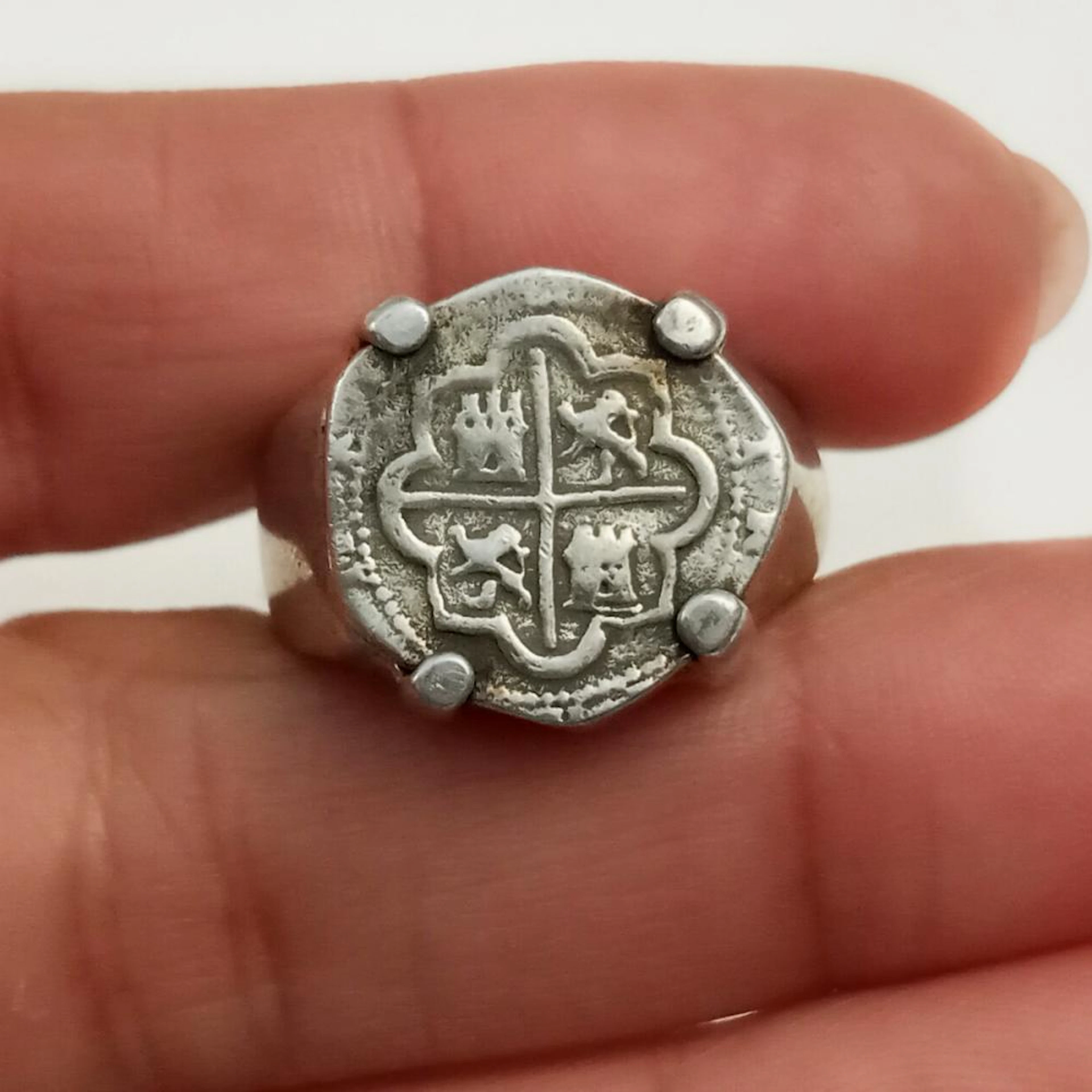 Vintage sterling silver Replica Spanish doubloon Coin ring, size 7 3/4