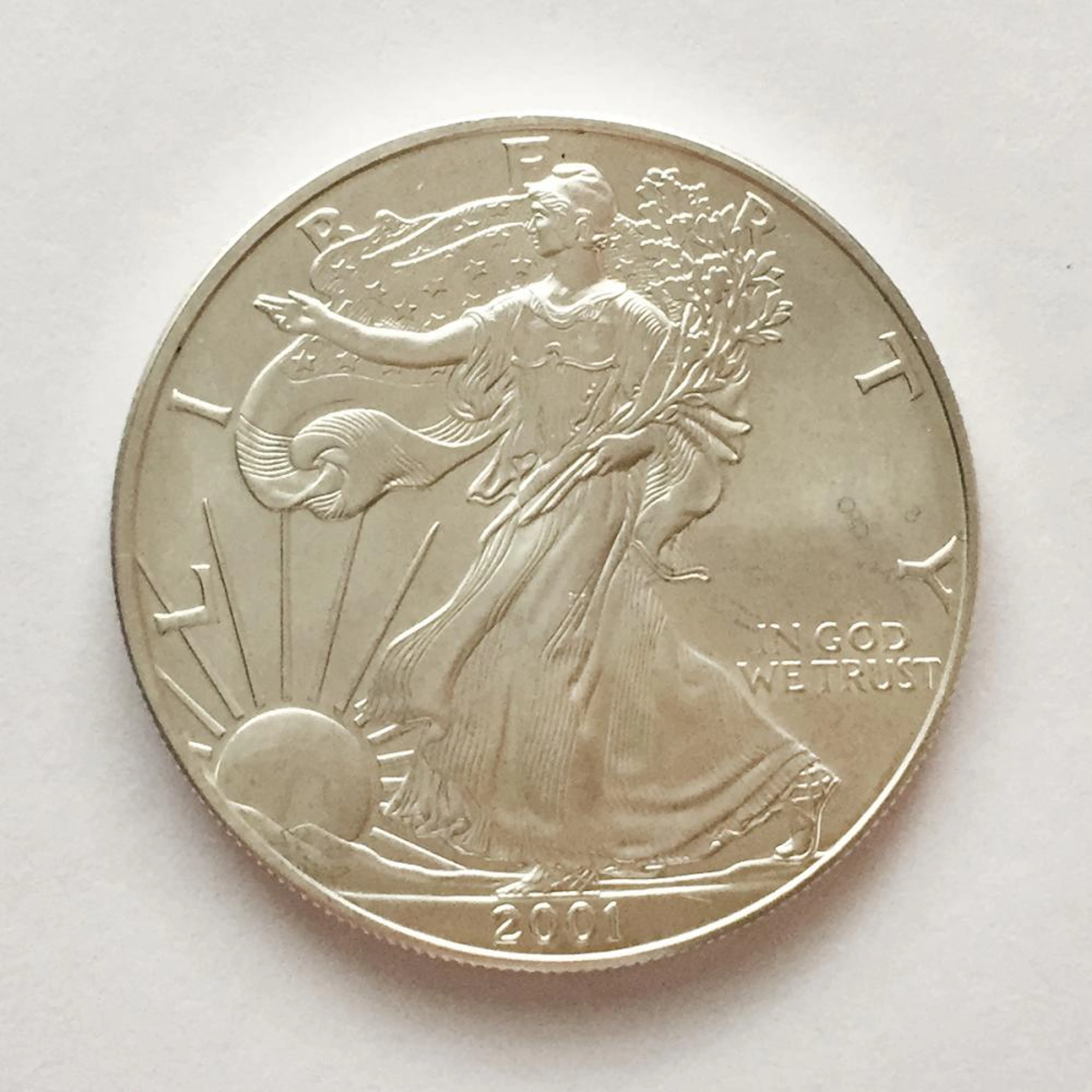 Collectible 2001 American Eagle Liberty Fine Silver $1 one Dollar coin.