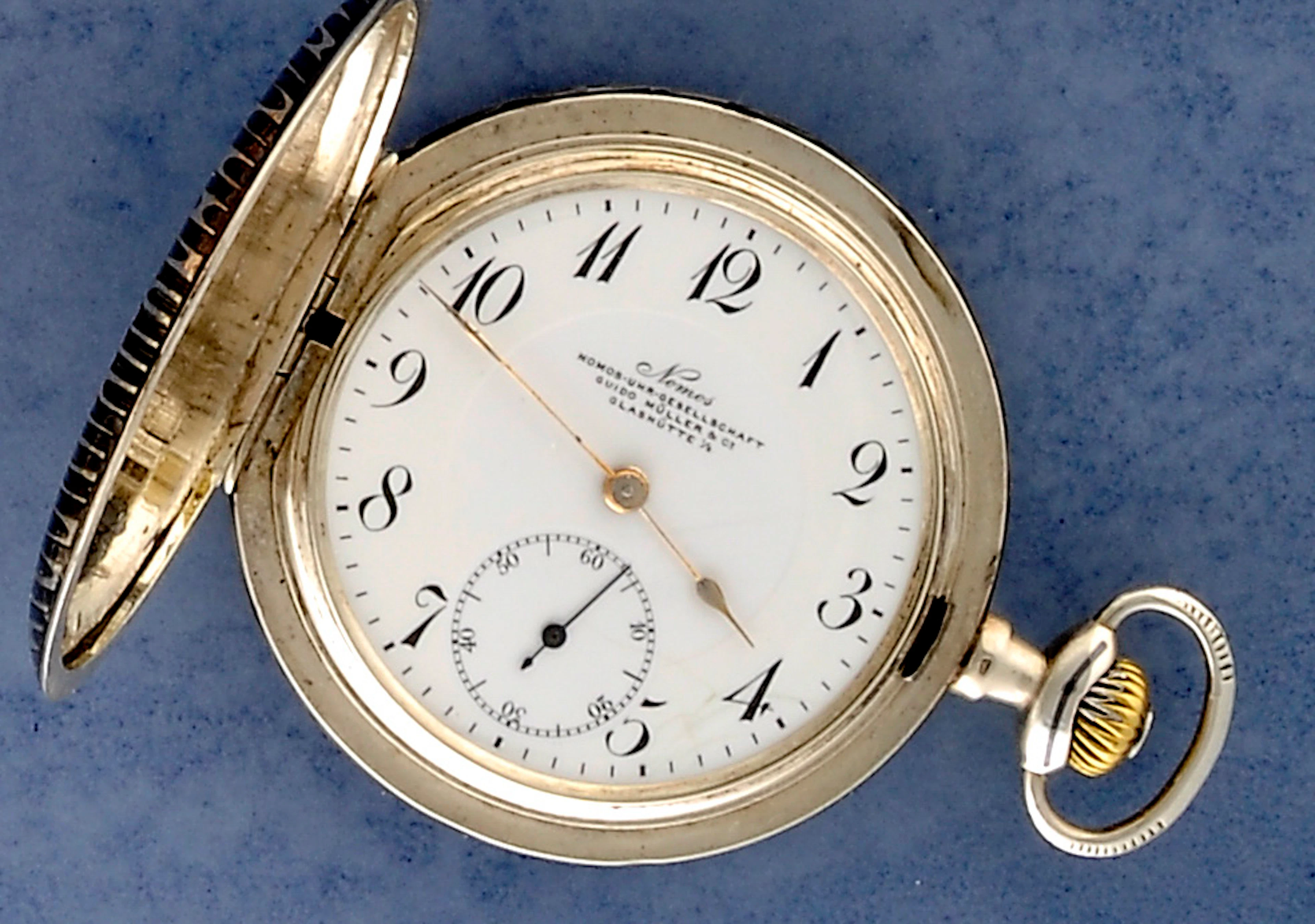 NOMOS Sprungdeckeltaschenuhr