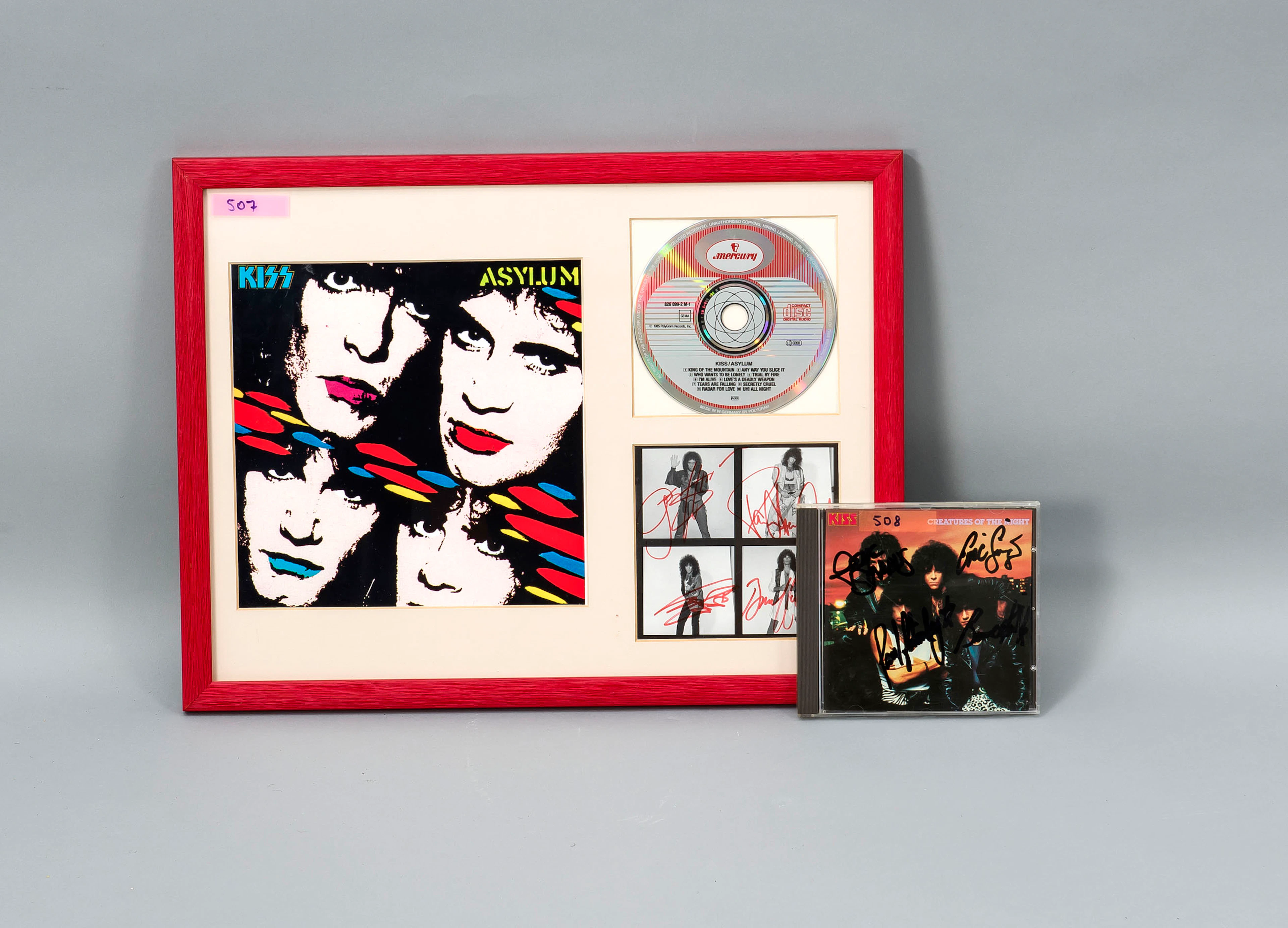 Kiss, Asylum