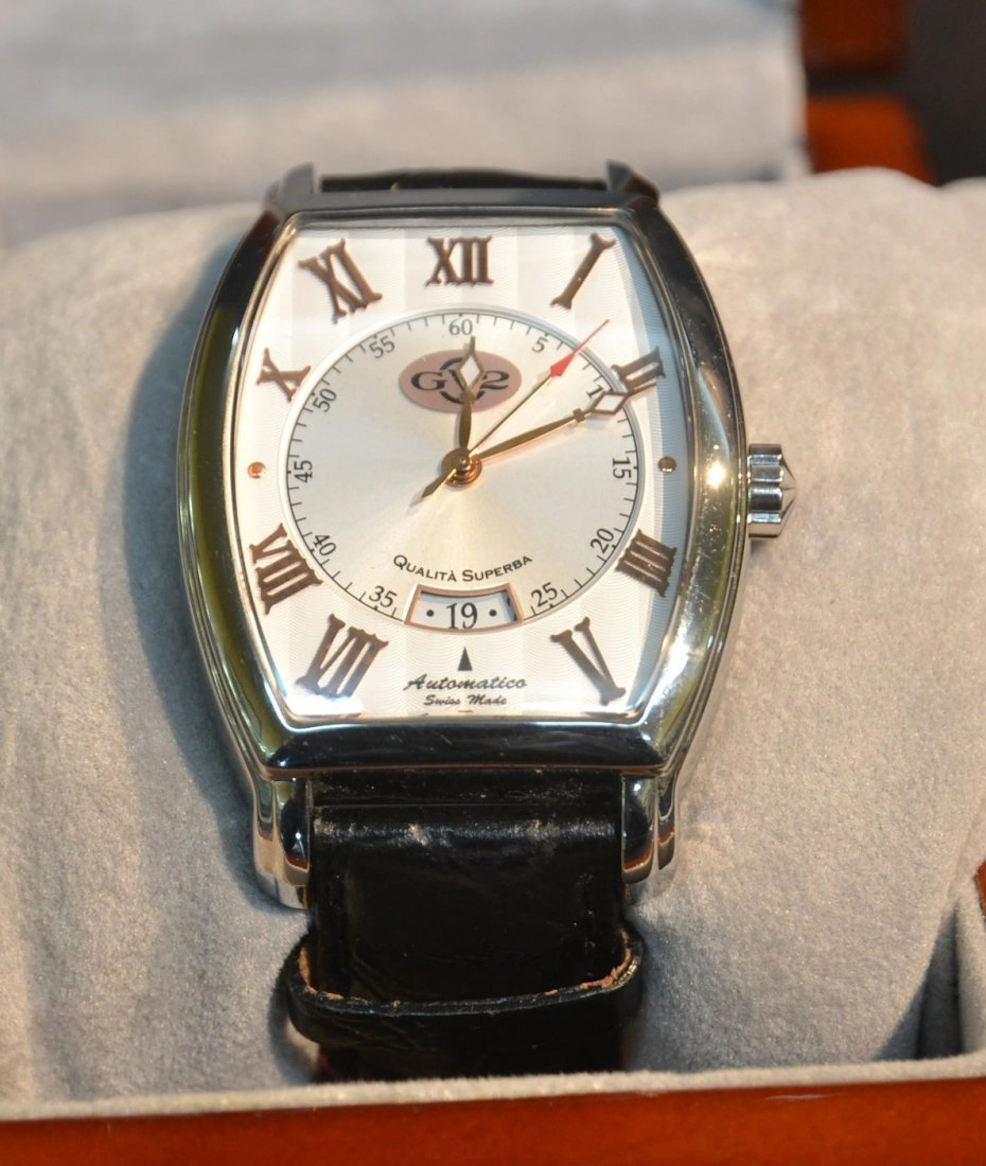 Swiss gv2 limited edition mens watch