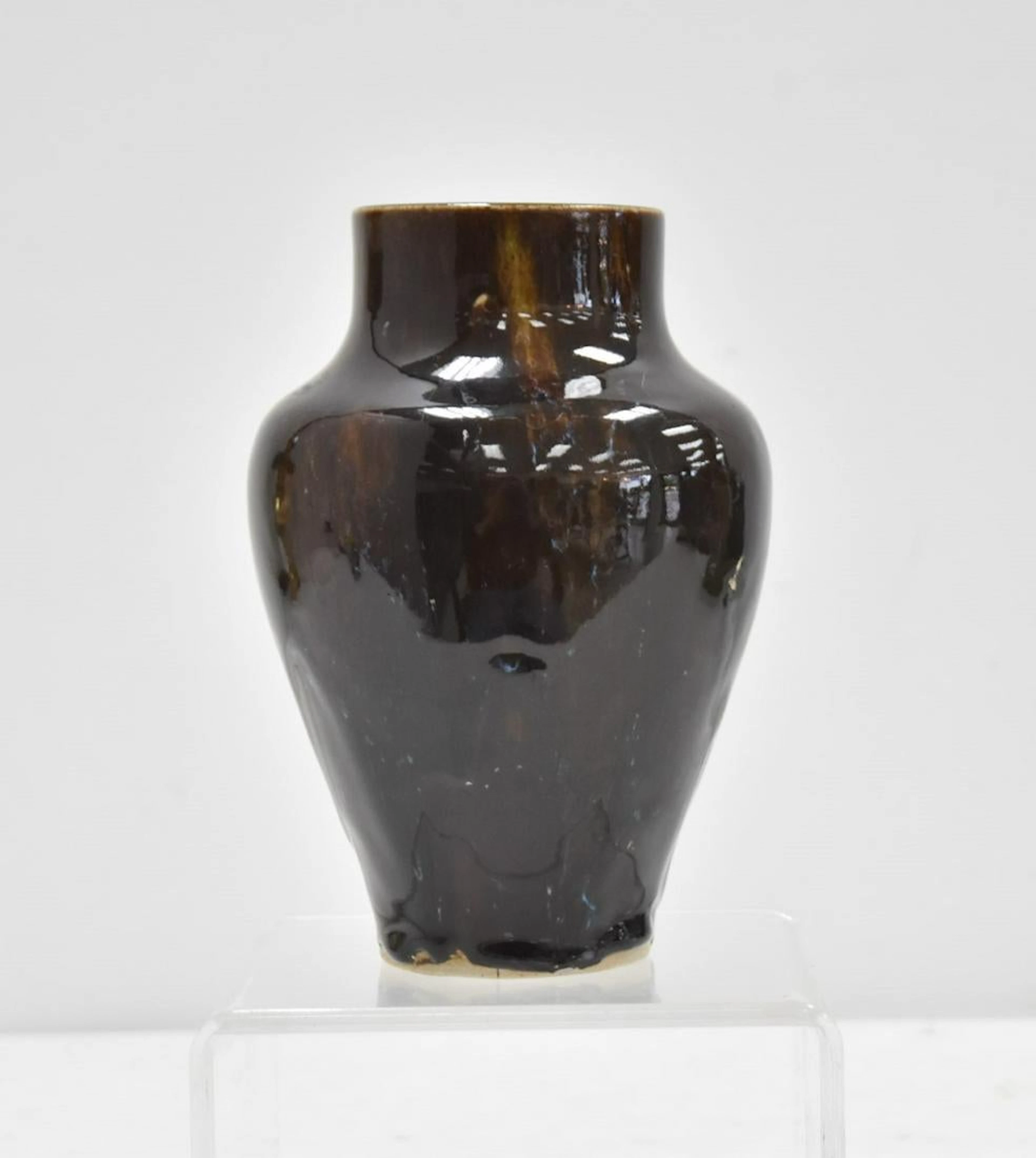 DEDHAM POTTERY VASE