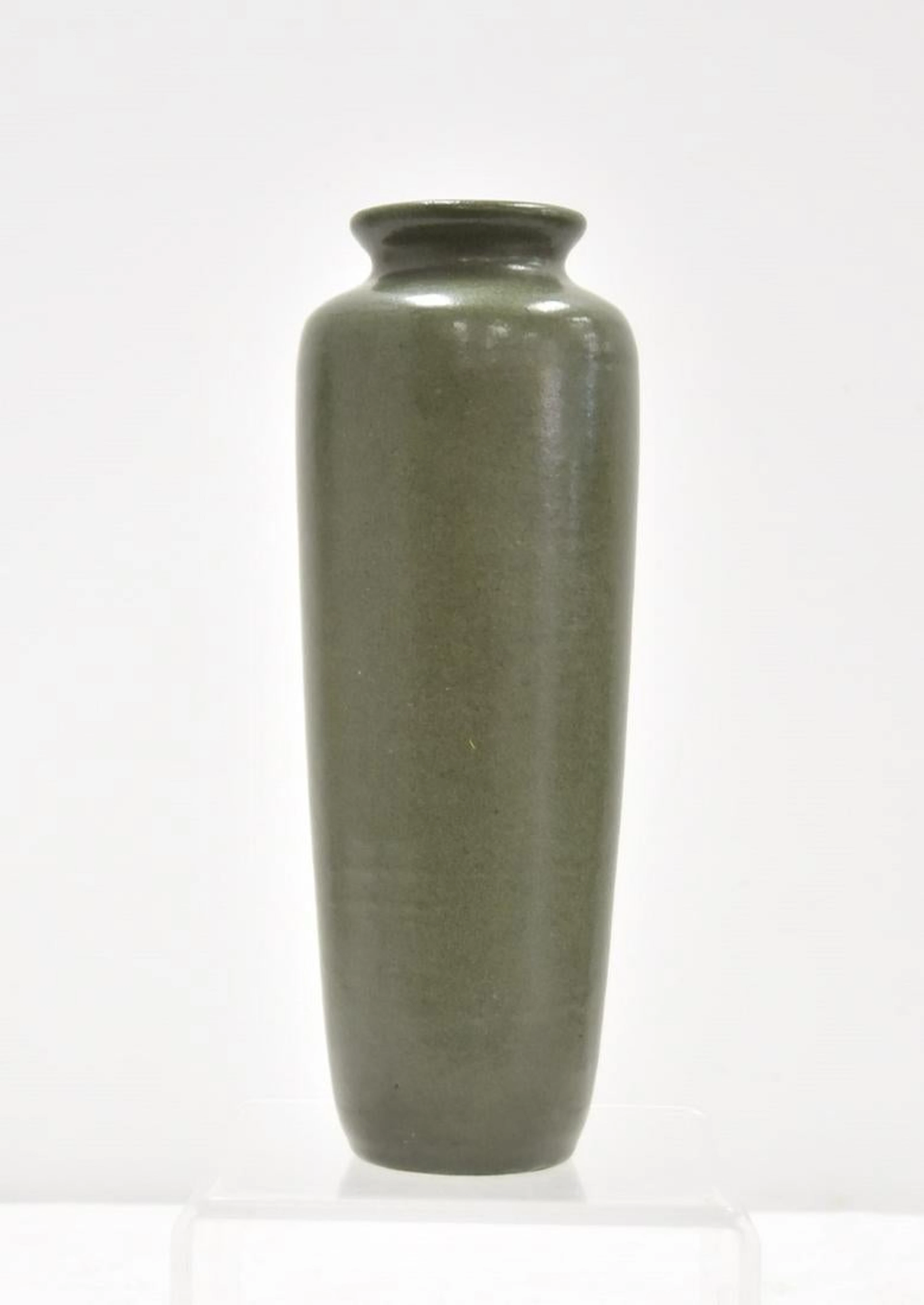 MARBLEHEAD GREEN GLAZE POTTERY VASE