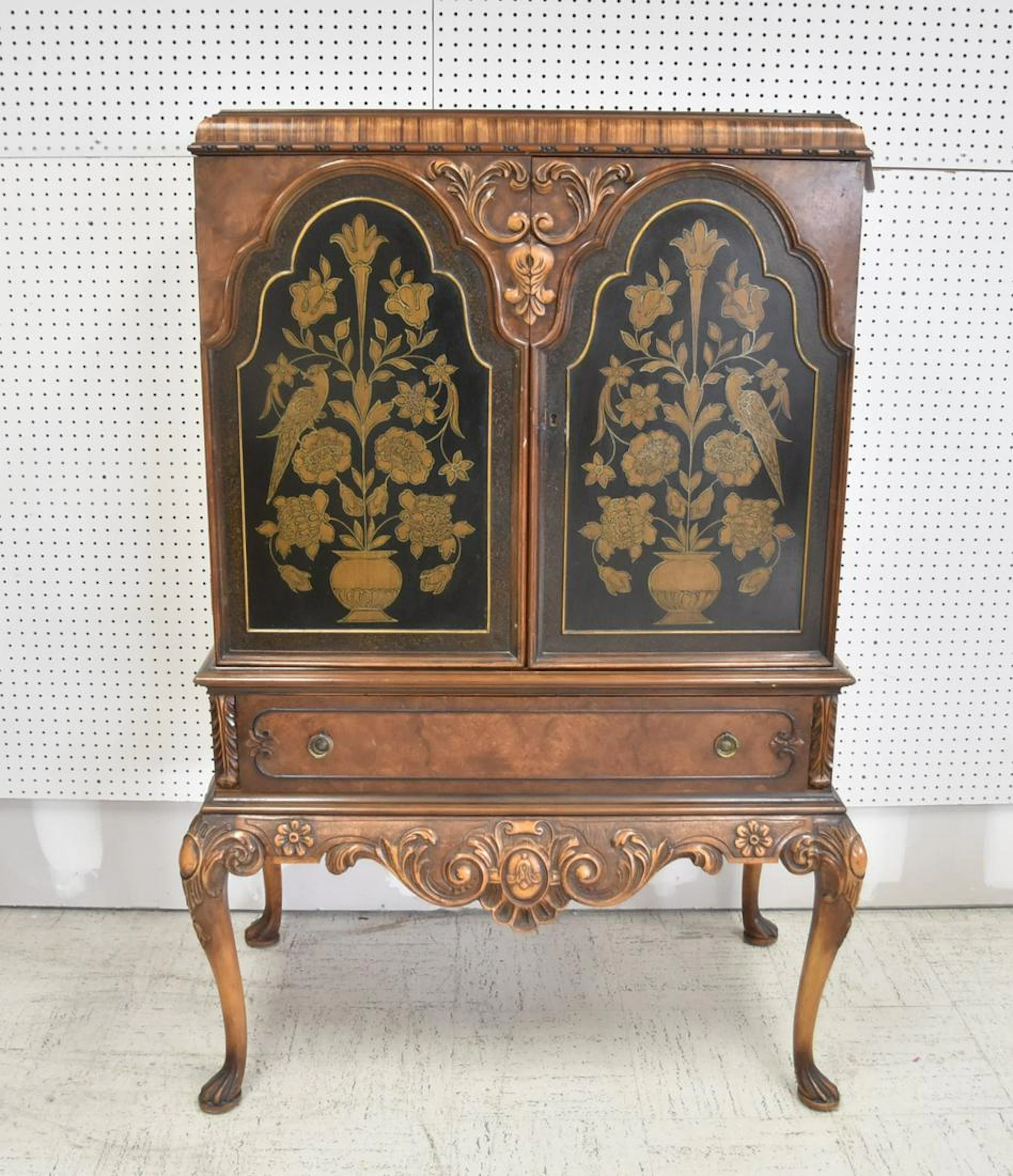 BERKEY & GAY MAHOGANY LINEN PRESS WARDROBE