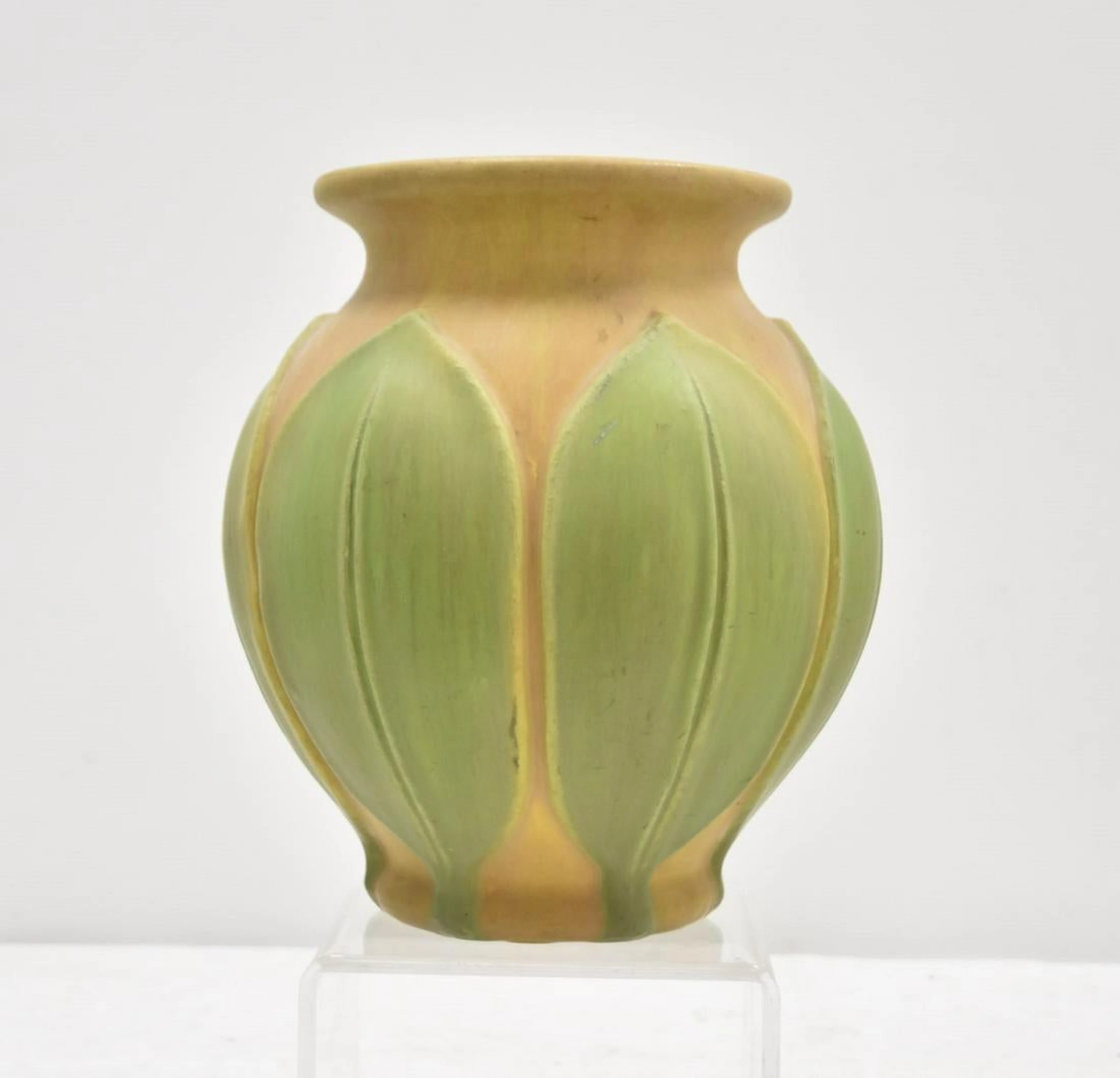 EARLY ROSEVILLE VELMOSS VASE