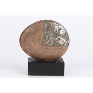 BÖRJE SKOHG, skulptur, silver på sten, Gustavsberg Studio