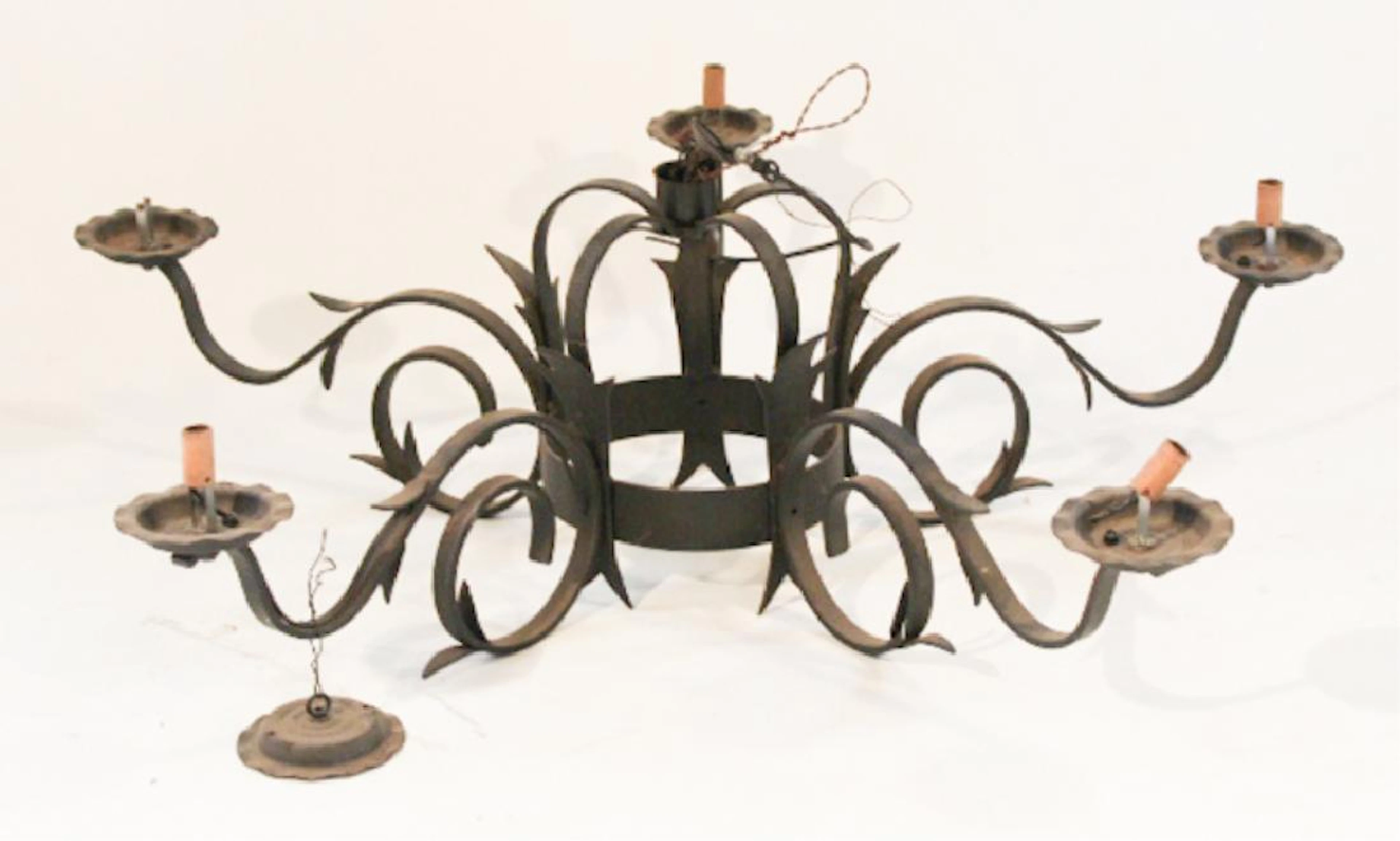 Continental Iron Tuscan Style Chandelier