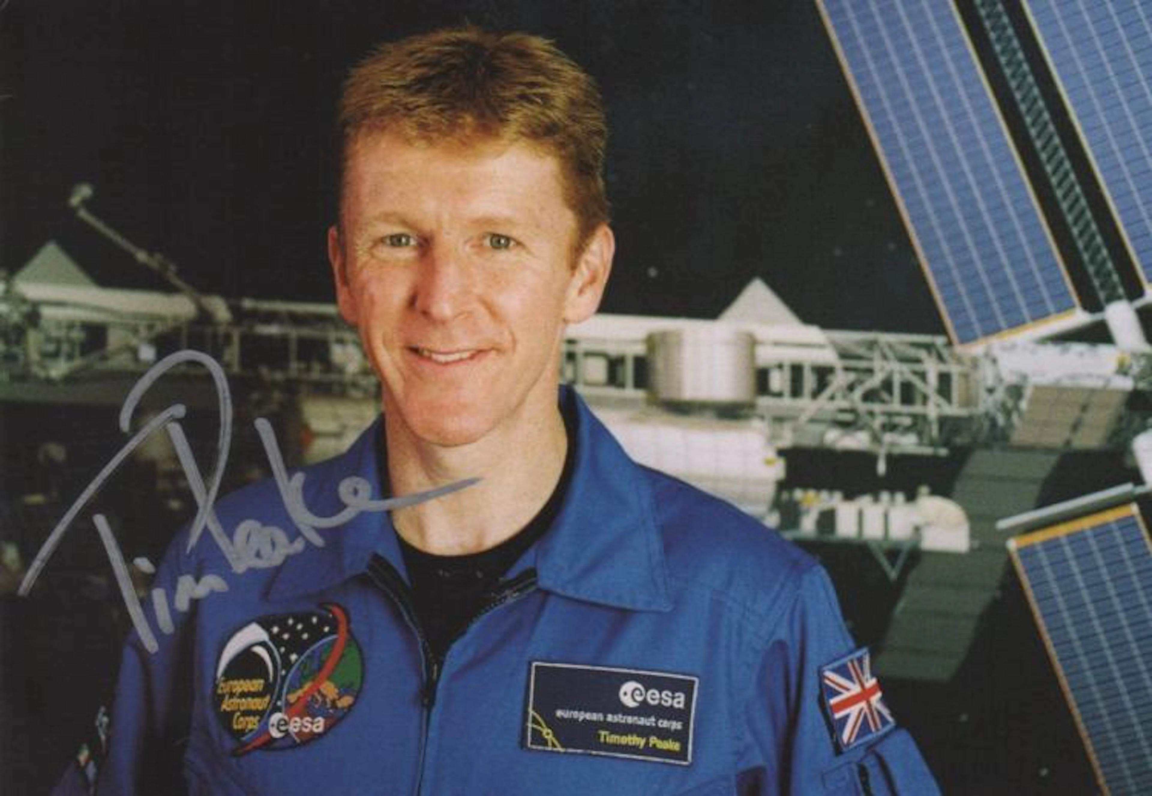 COSMONAUTS: Selection of signed colour 8 x 10 photographs and smaller