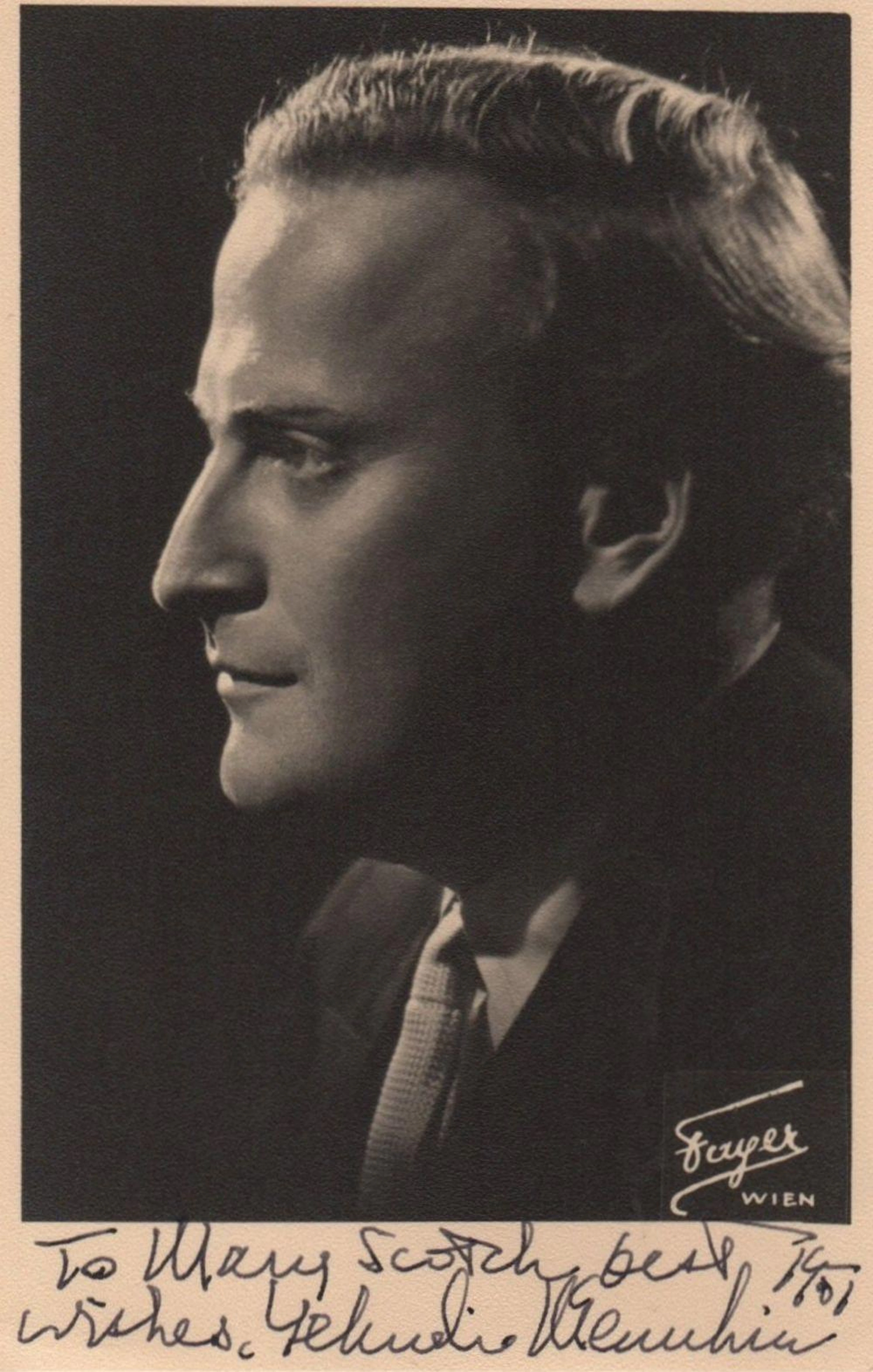 CLASSICAL MUSIC: Small selection of vintage signed postcard