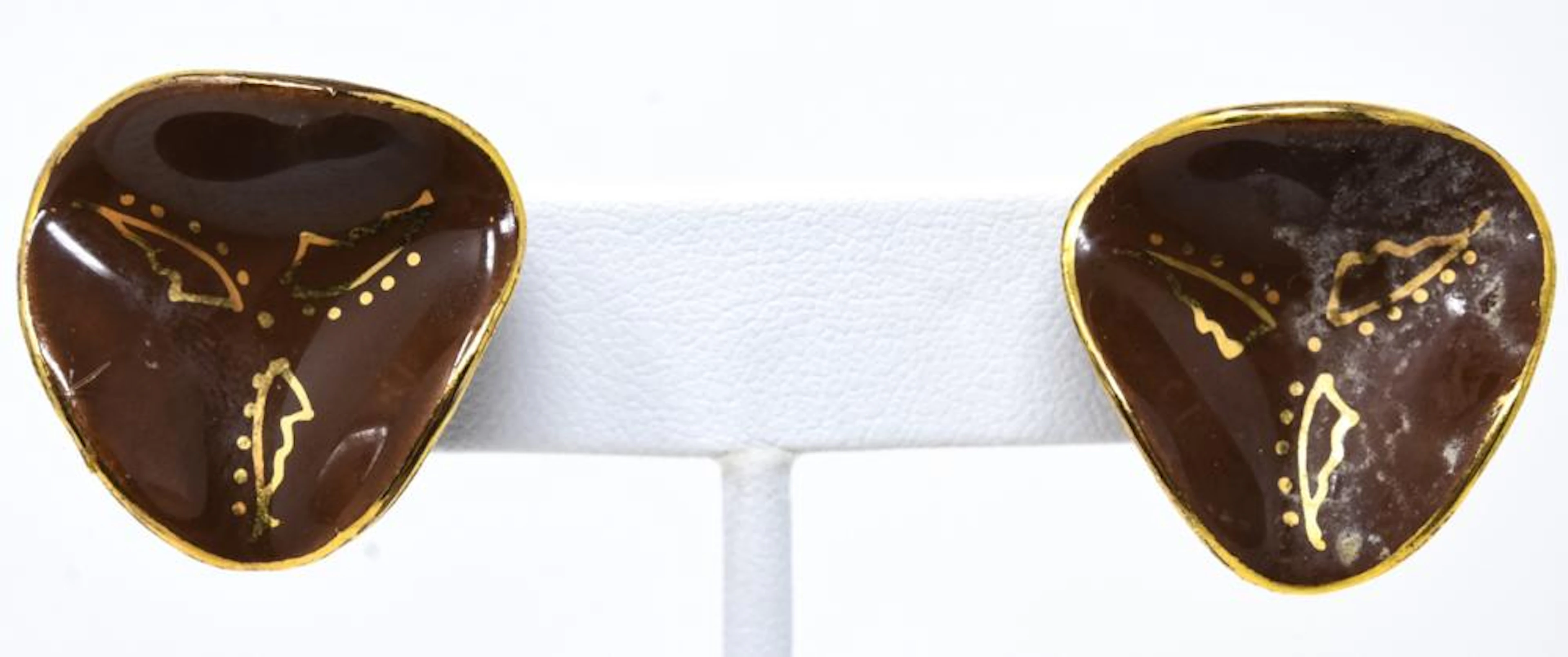 Pair Vintage 1950s Ceramic Clip On Earrings