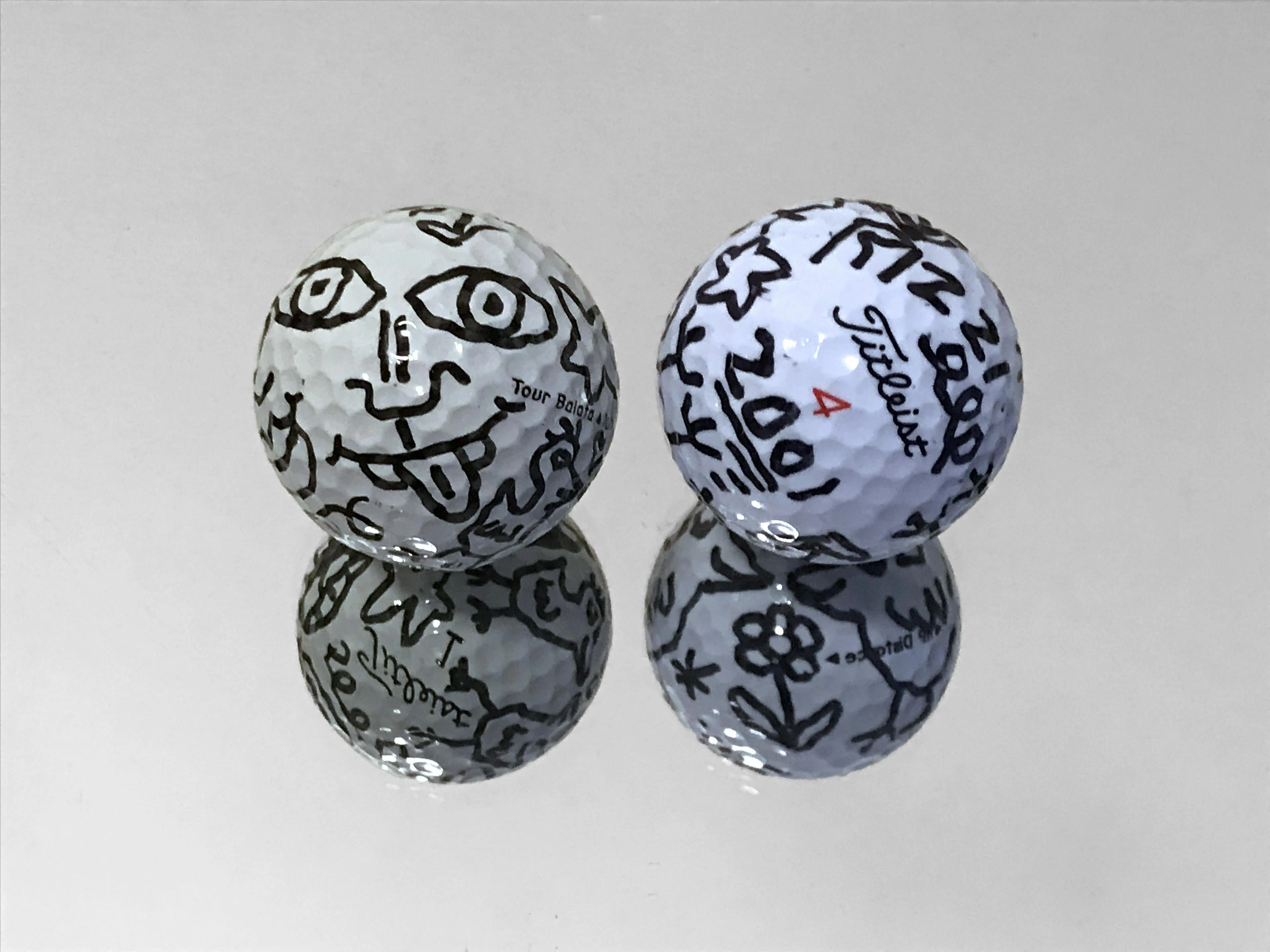 James Rizzi, 2 Golf Balls Hand-Painted