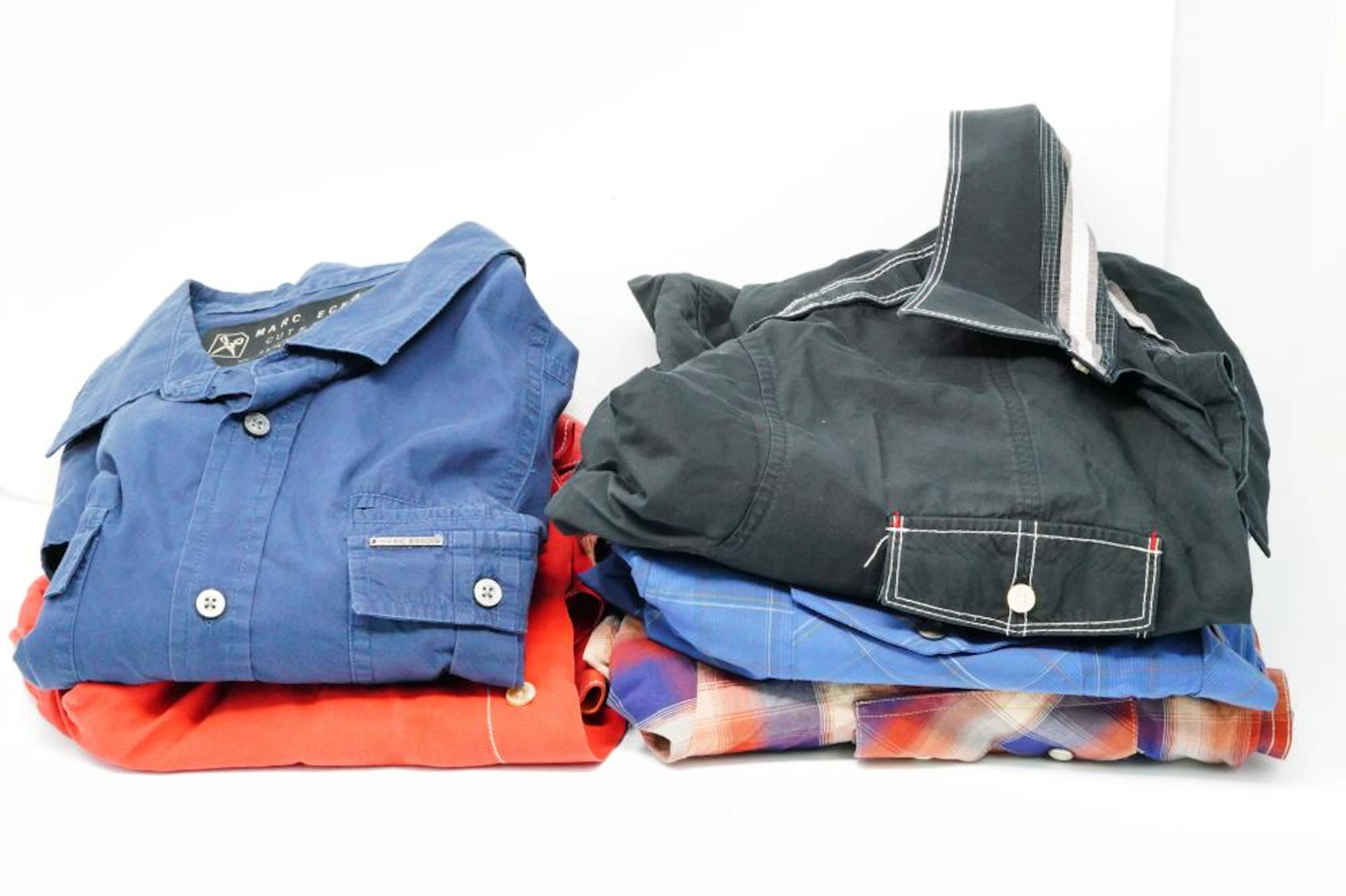 Blake Shelton's Personally Owned (5) Shirts