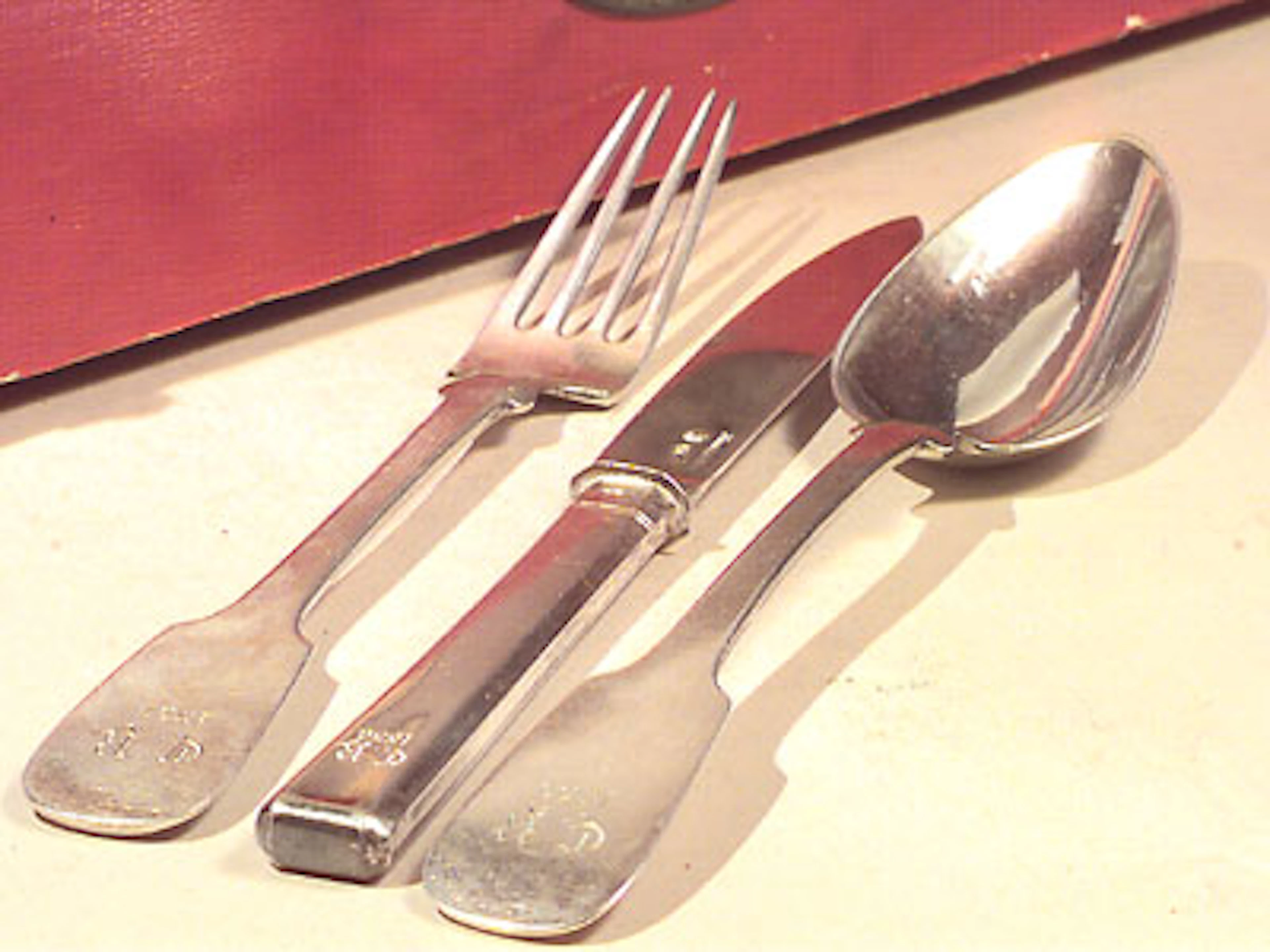 MATSILVER 46 delar i schatull