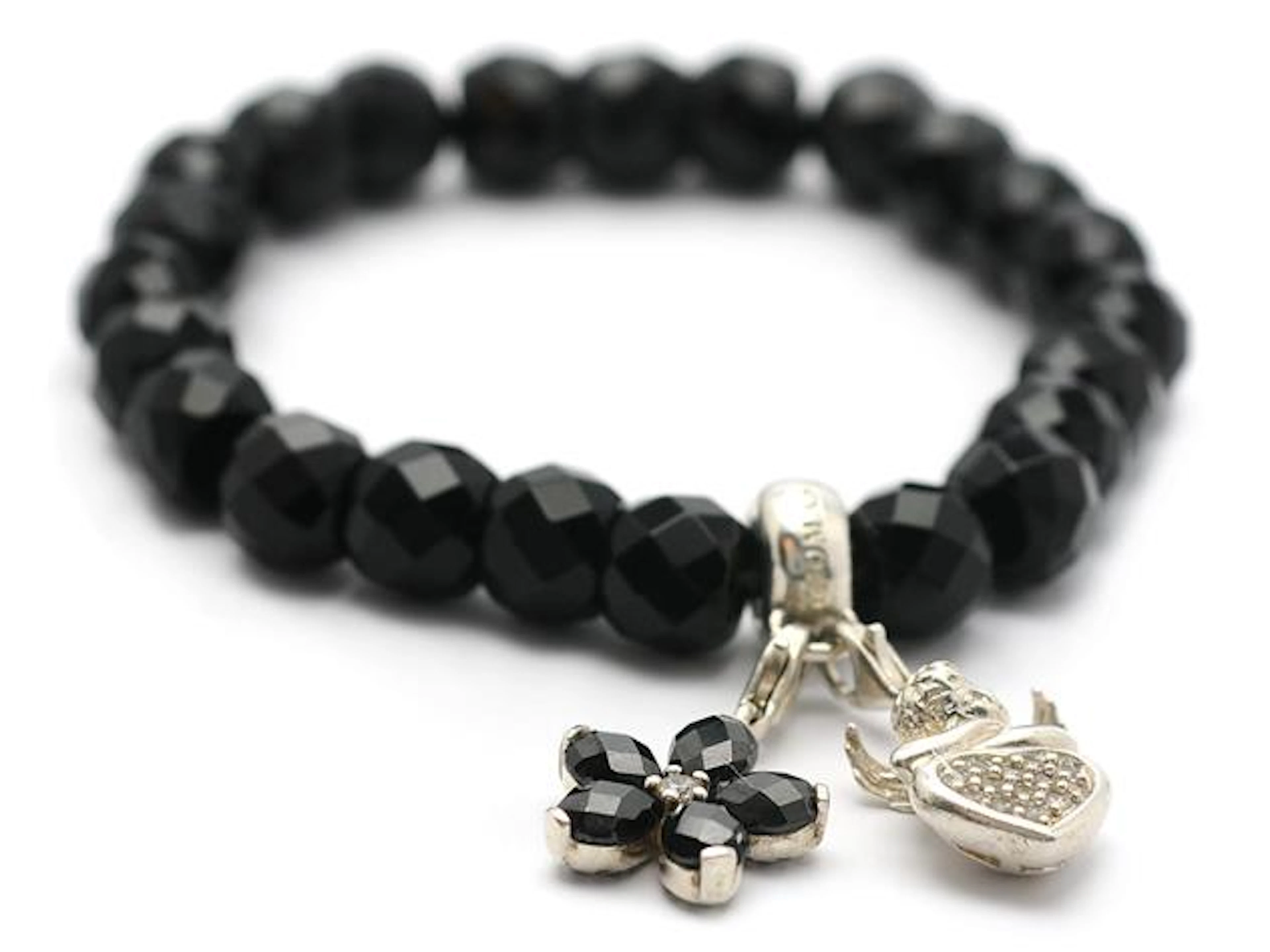 ARMBAND