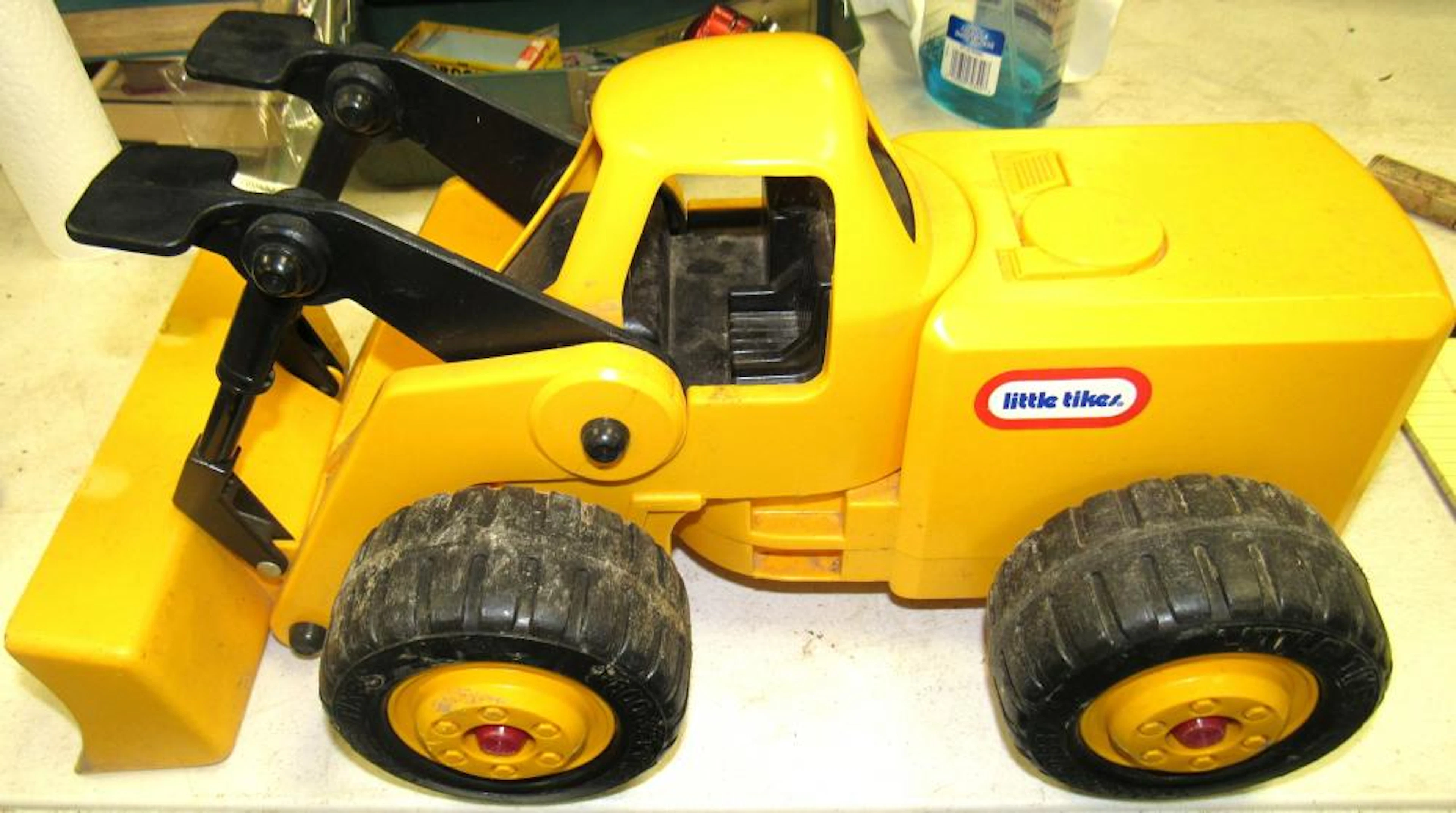 Little Tikes Front Loader Bulldozer Shovel, EC