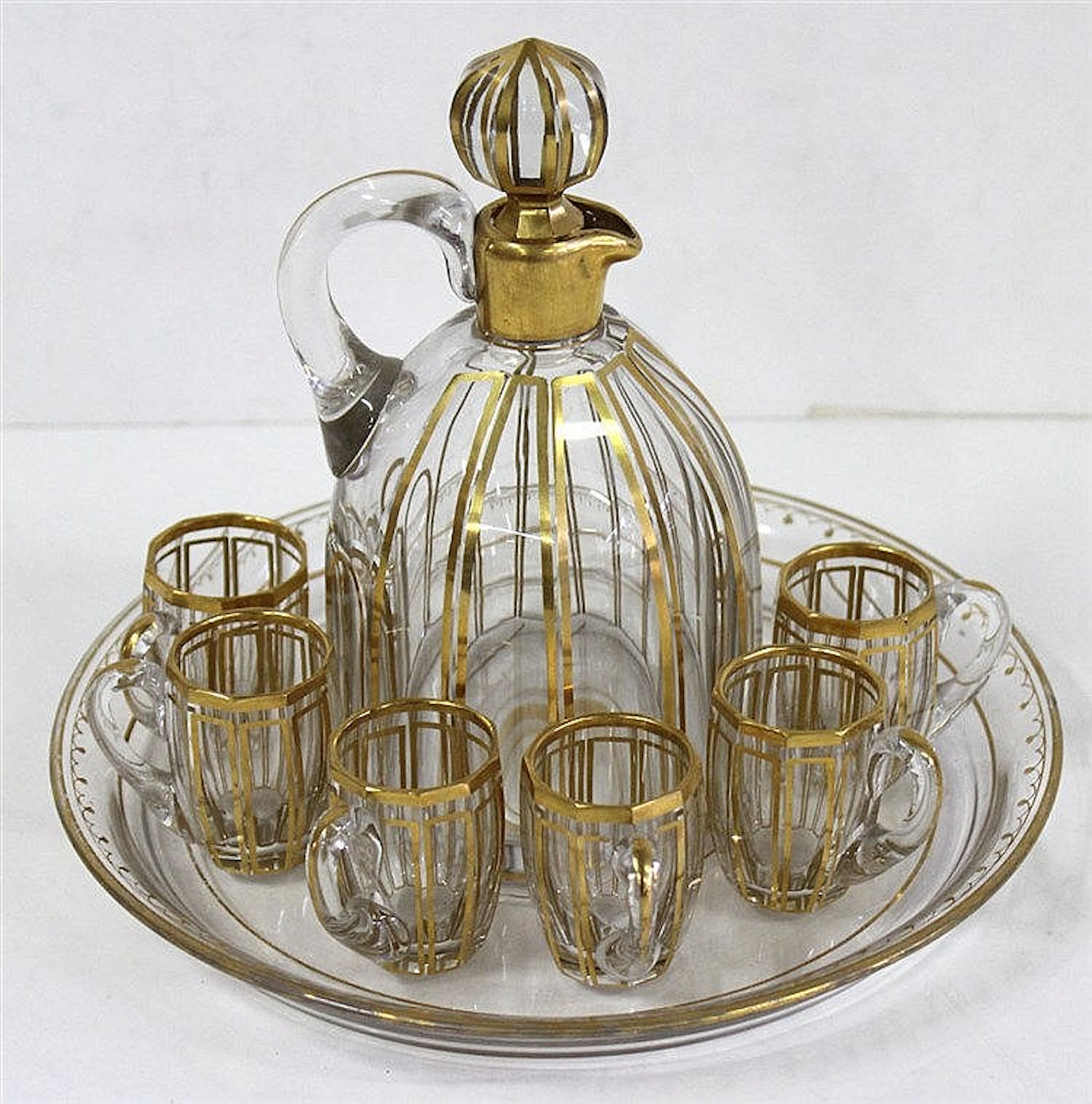 Baccarat Likörservice Tablett 20, 5 cm. Likörkaraffe mit Stopfen 16 cm