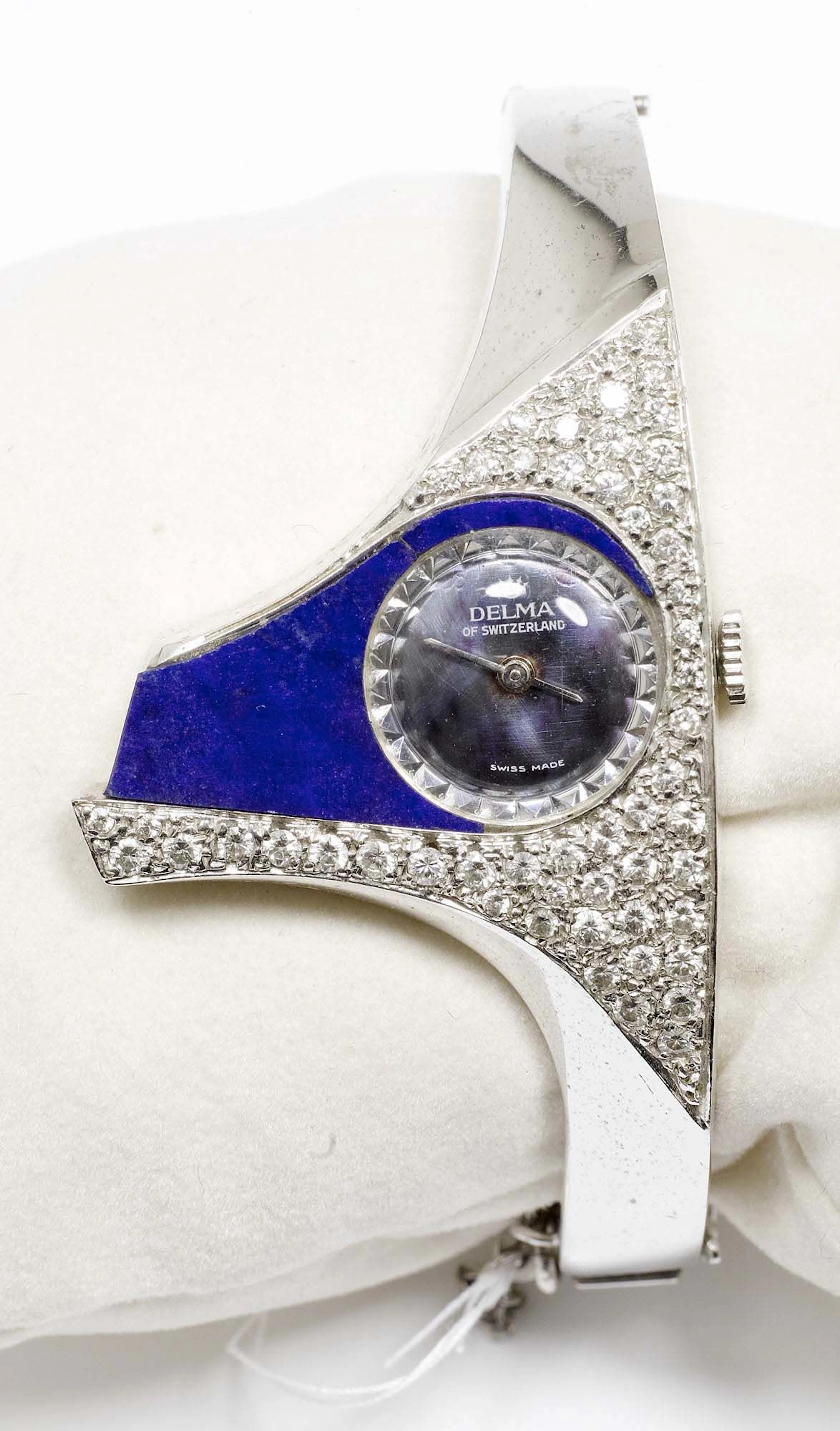 DIAMANT-LAPISLAZULI-DAMENARMBANDUHR, DELMA, um 1970.