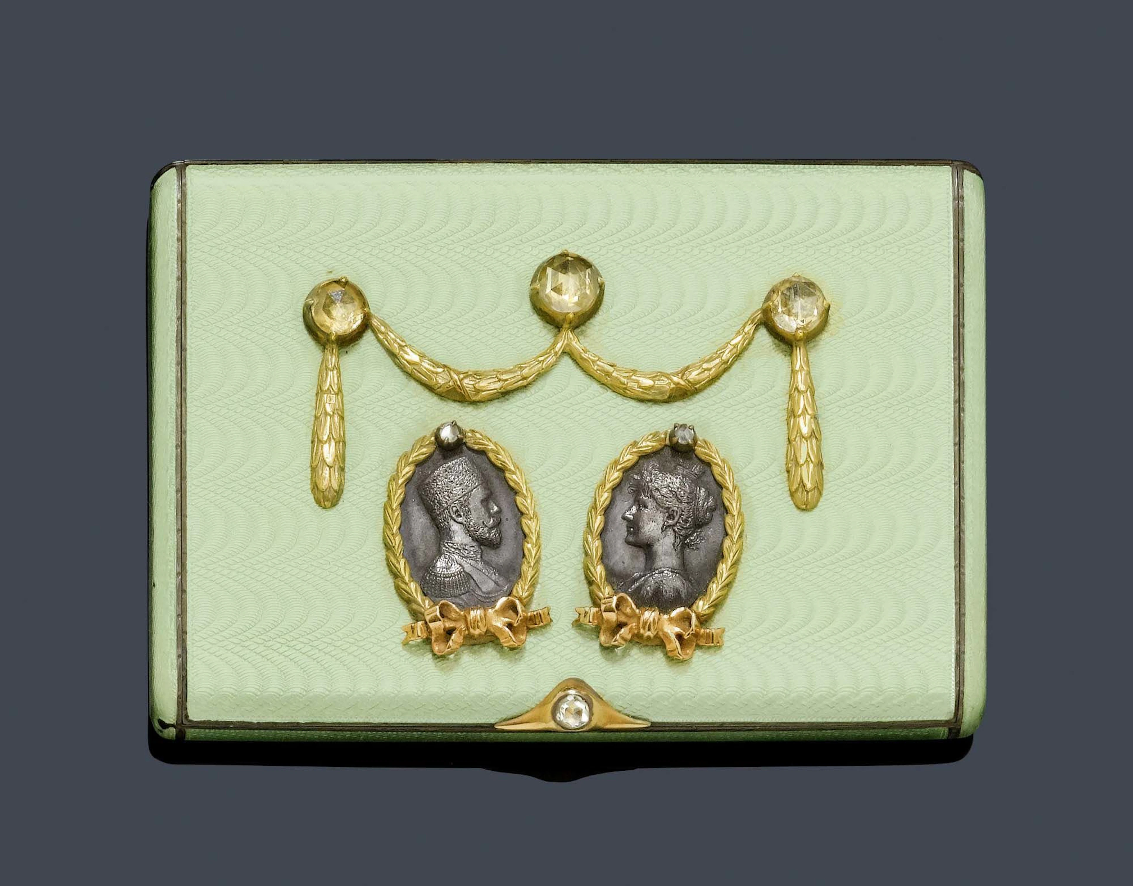 EMAIL-DIAMANT-ZIGARETTENETUI, wohl FABERGÉ, St. Petersburg, um 1908-17.