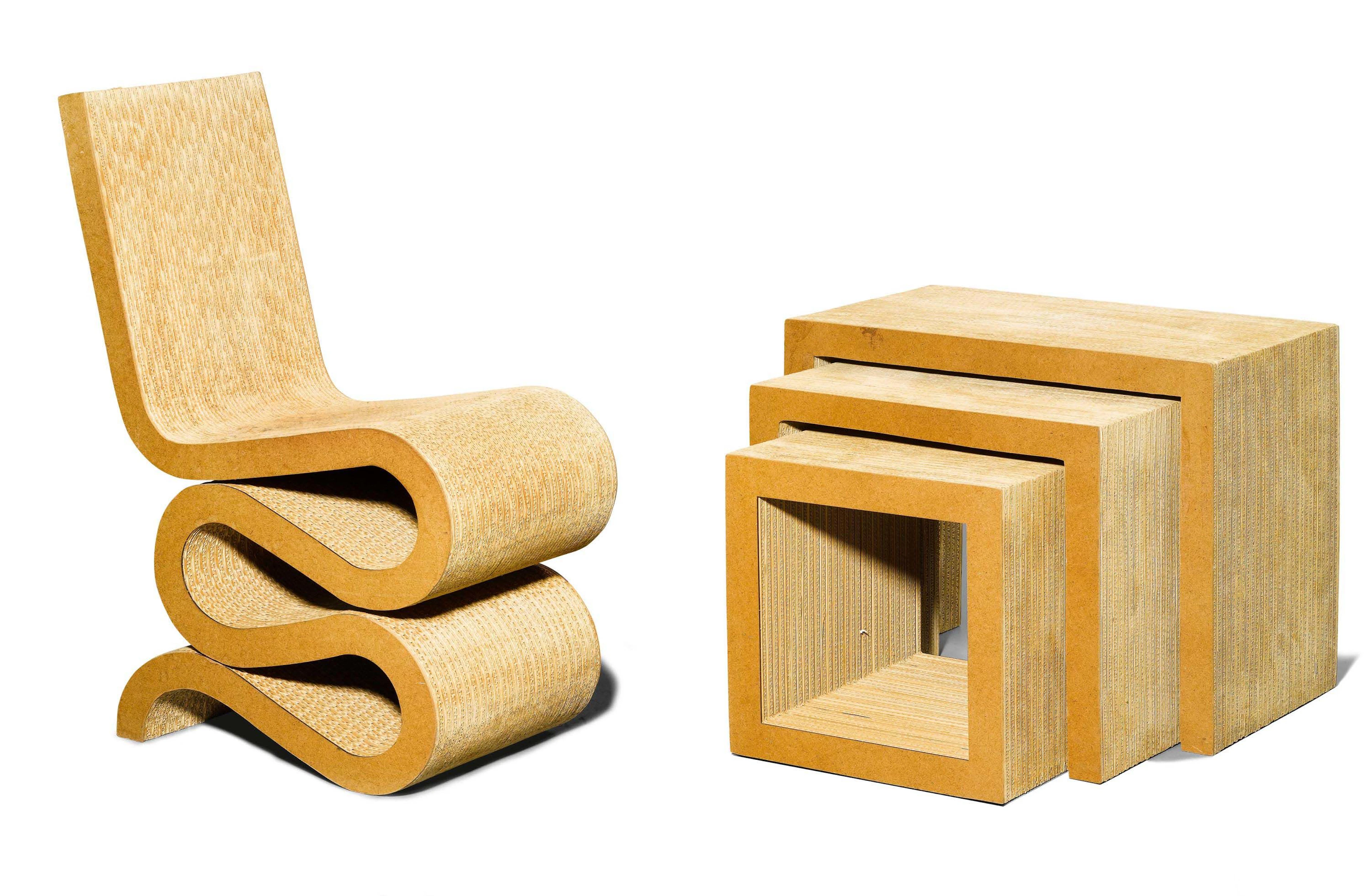 STUHL UND TISCH, Modell "Wiggle Side Chair" und "Low Table Set", Entwurf