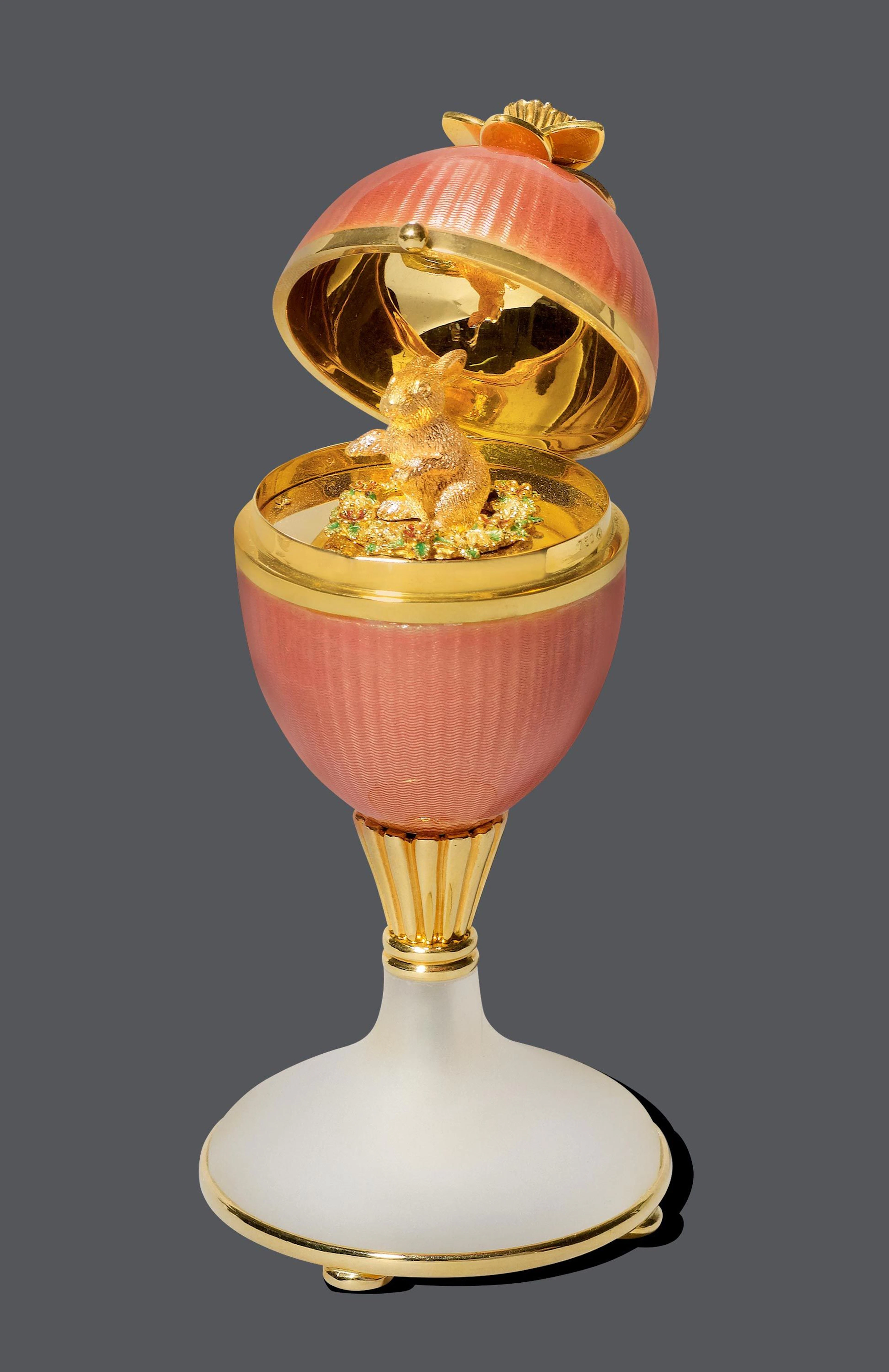 EMAIL-BERGKRISTALL-DIAMANT-OSTEREI, FABERGÉ, VICTOR MEYER.