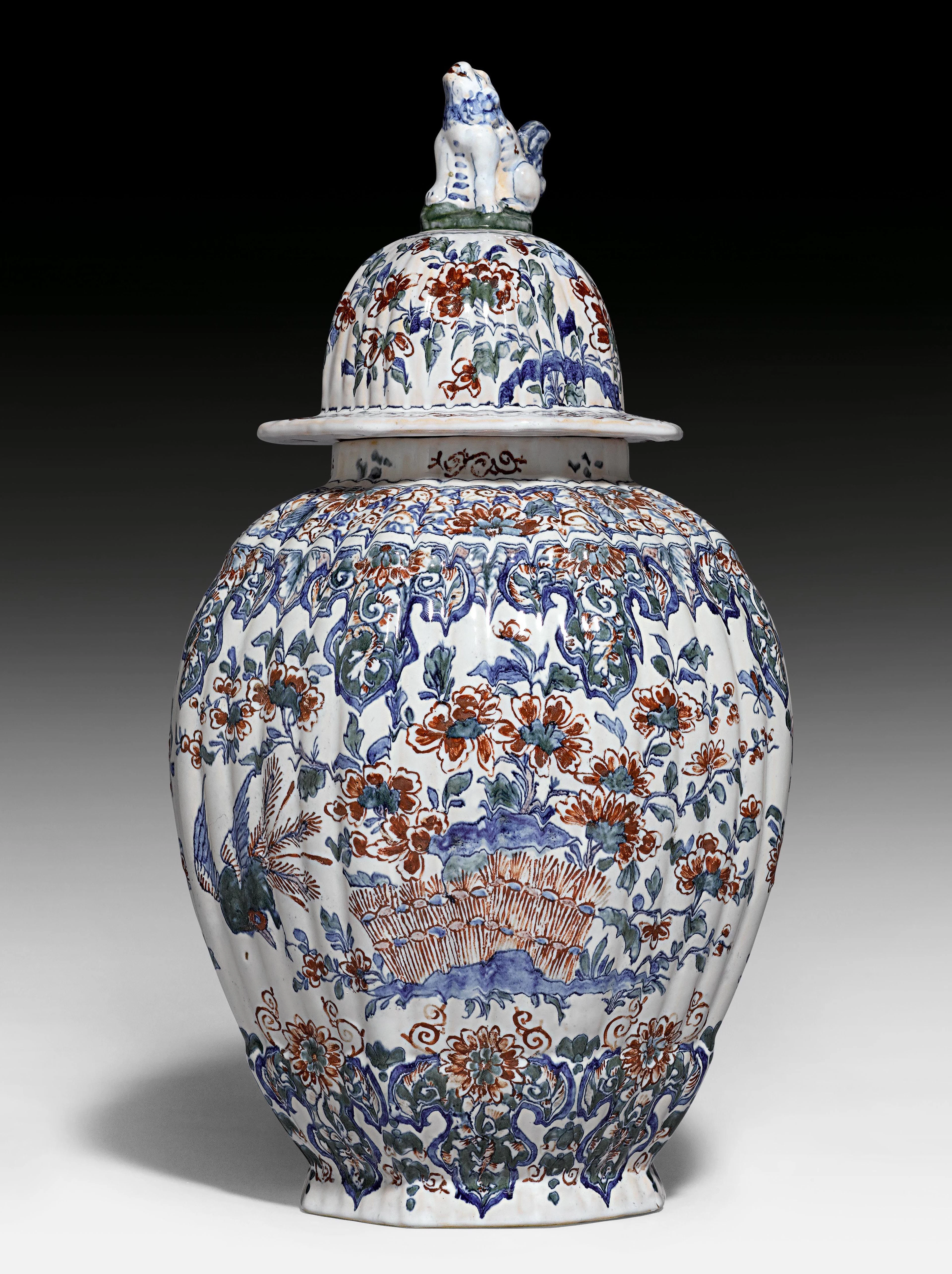DECKELVASE