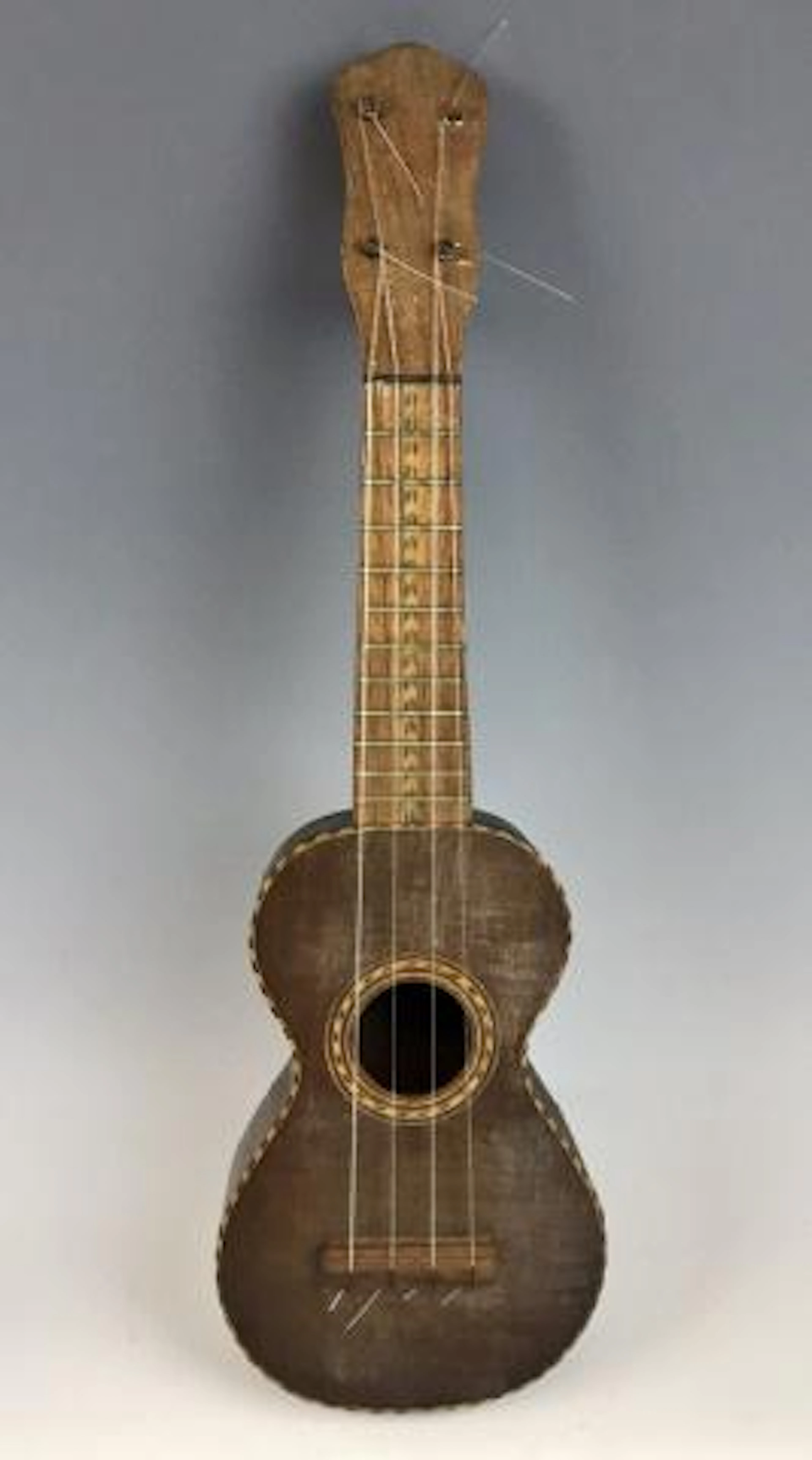 Antique Mahogany Ukulele